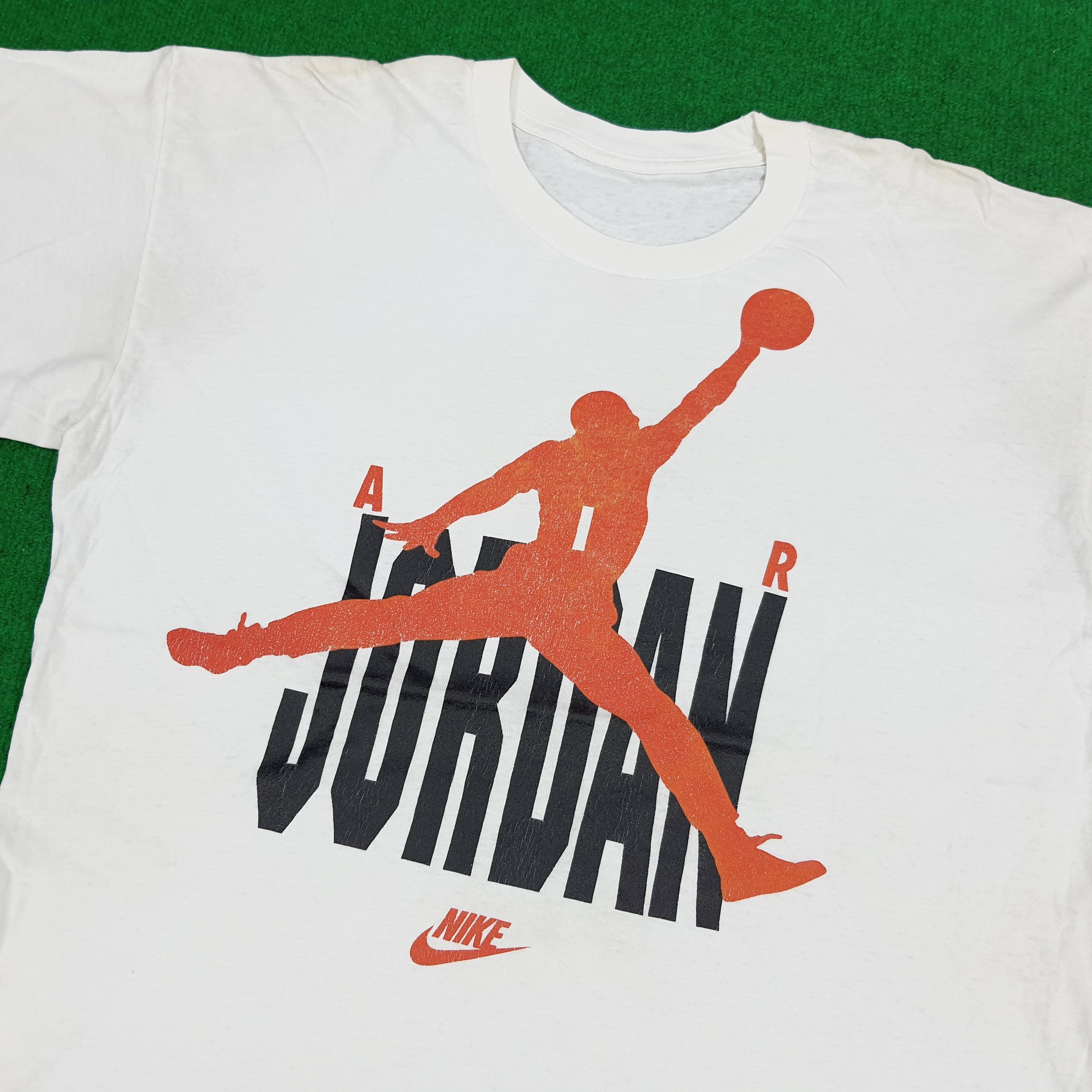 Nike × Vintage Vintage Nike Air Jordan NBA tshirt Size US L / EU 52-54 / 3 - 2 Thumbnail