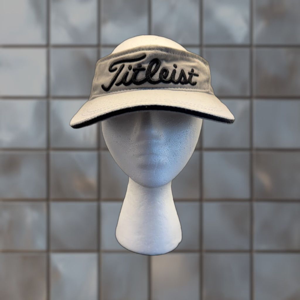 Titleist VINTAGE Titleist Men's Gray Cotton Adjustable Strapback Visor Hat Outdoor Sports Summer OSFM Size ONE SIZE - 1 Thumbnail