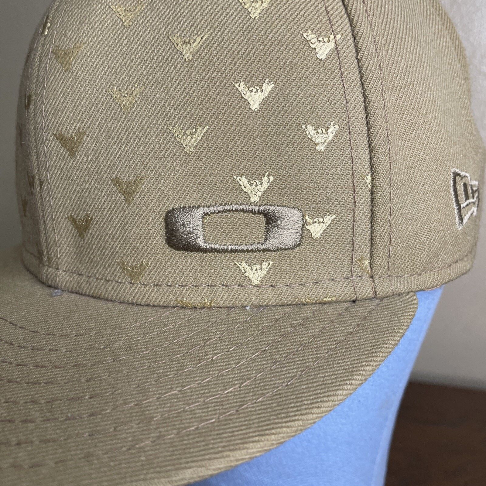 New Era Oakley NewEra Khaki Gold Metallic Hat Sz 7 1/8 Fitted Size ONE SIZE - 7 Thumbnail