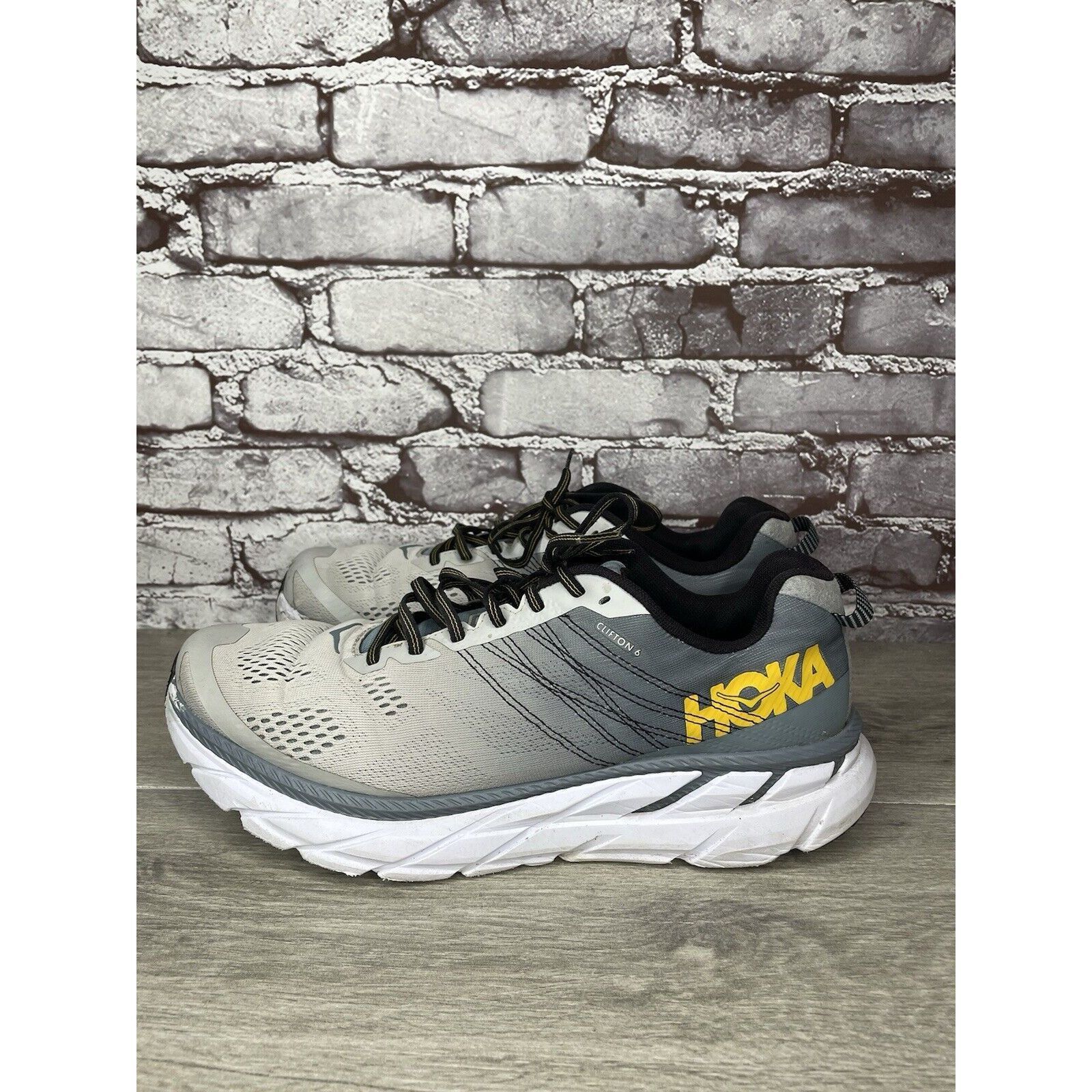 Hoka Hoka One One Clifton 6 Gray Running Shoes 1102872 LLRC Men’s Size US 12.5 / EU 45-46 - 11 Thumbnail