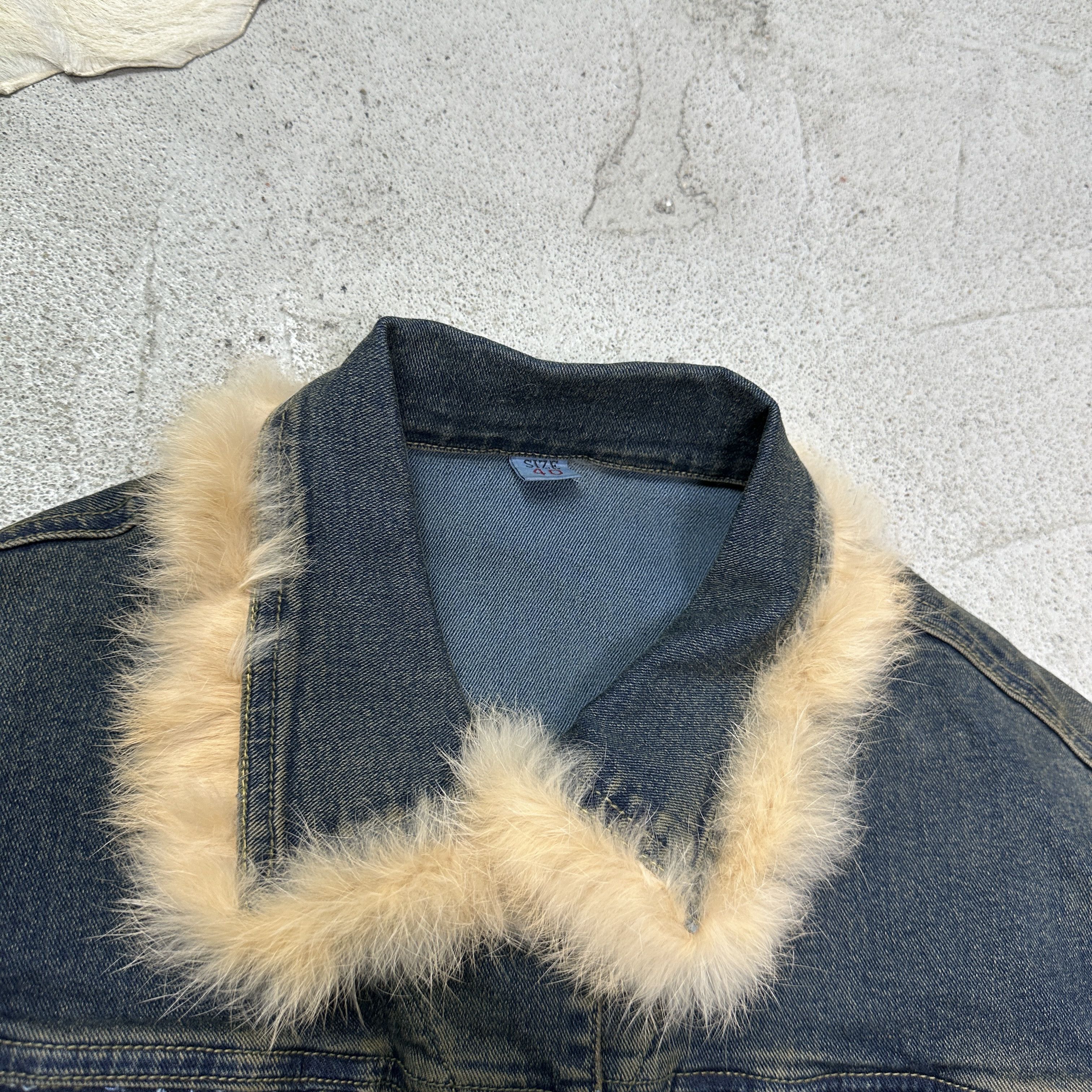 Vintage Vintage Denim Preppy Washed Real Fur Trim Jeans Jacket 00s Size L / US 10 / IT 46 - 4 Thumbnail