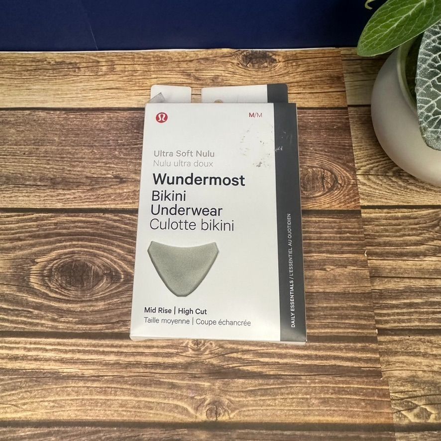 Lululemon Lululemon Wundermost Nulu Mid Rise Bikini Underwear NWT M Size ONE SIZE - 1 Thumbnail