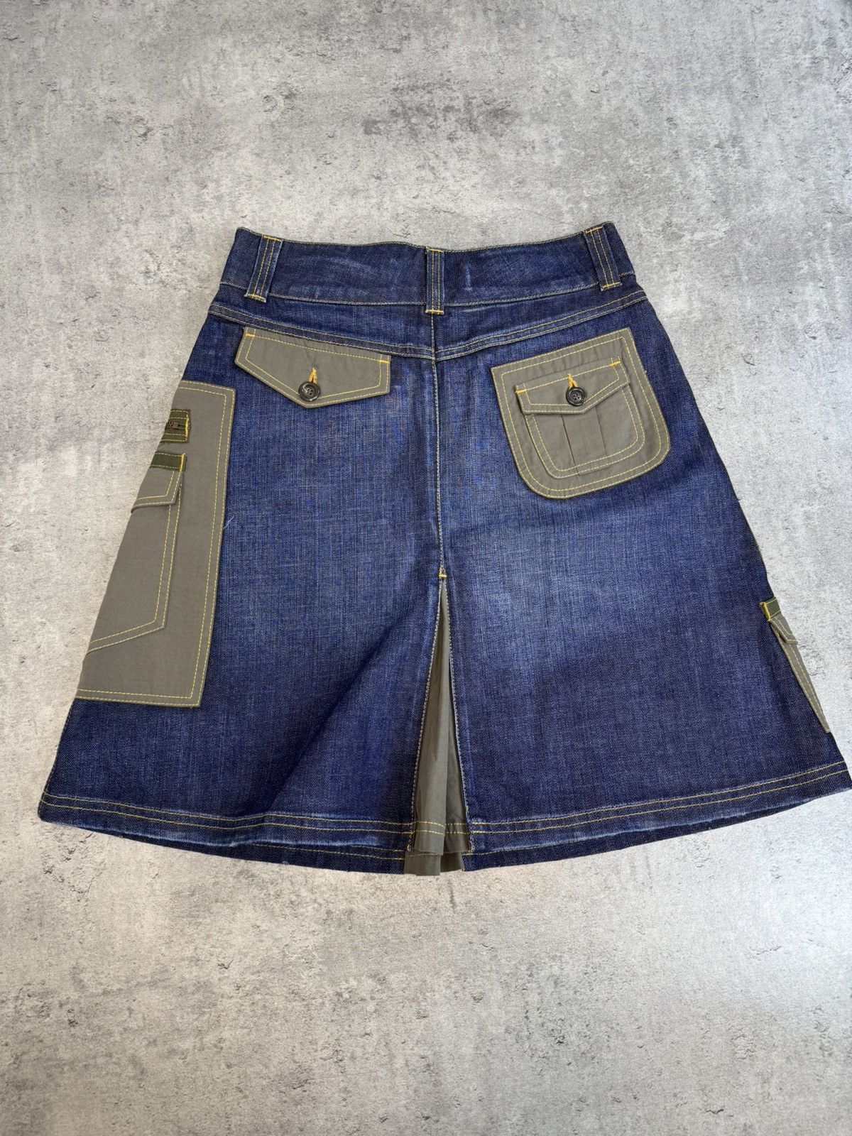 Moschino Moschino Jeans Cargo Utility Skirt Military Patchwork Denim Size 28" / US 6 / IT 42 - 8 Thumbnail