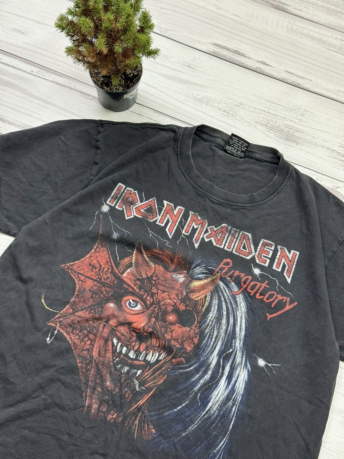 Fruit Of The Loom Vintage Red Rock of the T-Shirts Iron Maiden Purgatory Size US L / EU 52-54 / 3 - 4 Thumbnail
