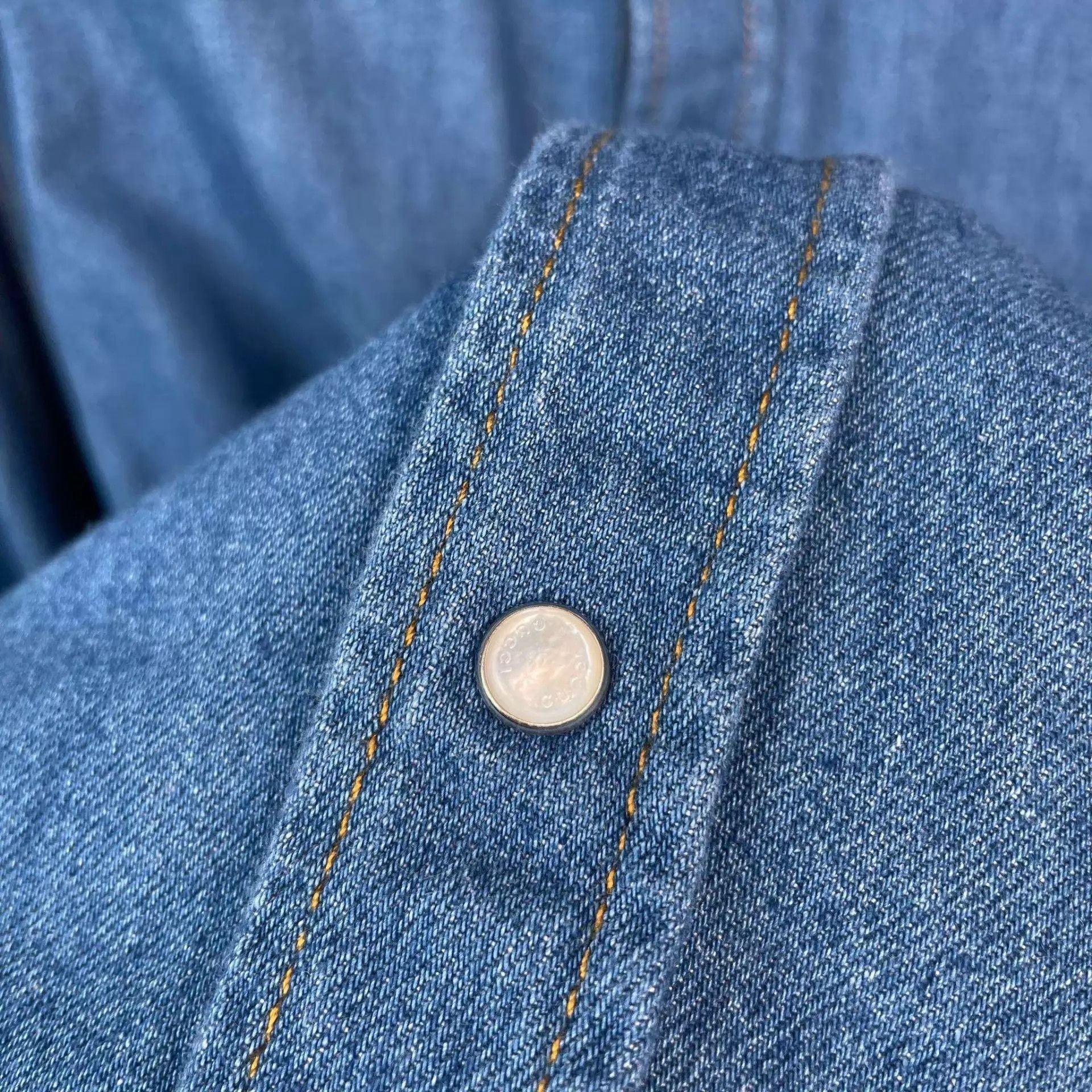 Gucci Gucci Denim Short-Sleeve Jacket Blue 46 95 New Size US S / EU 44-46 / 1 - 8 Thumbnail