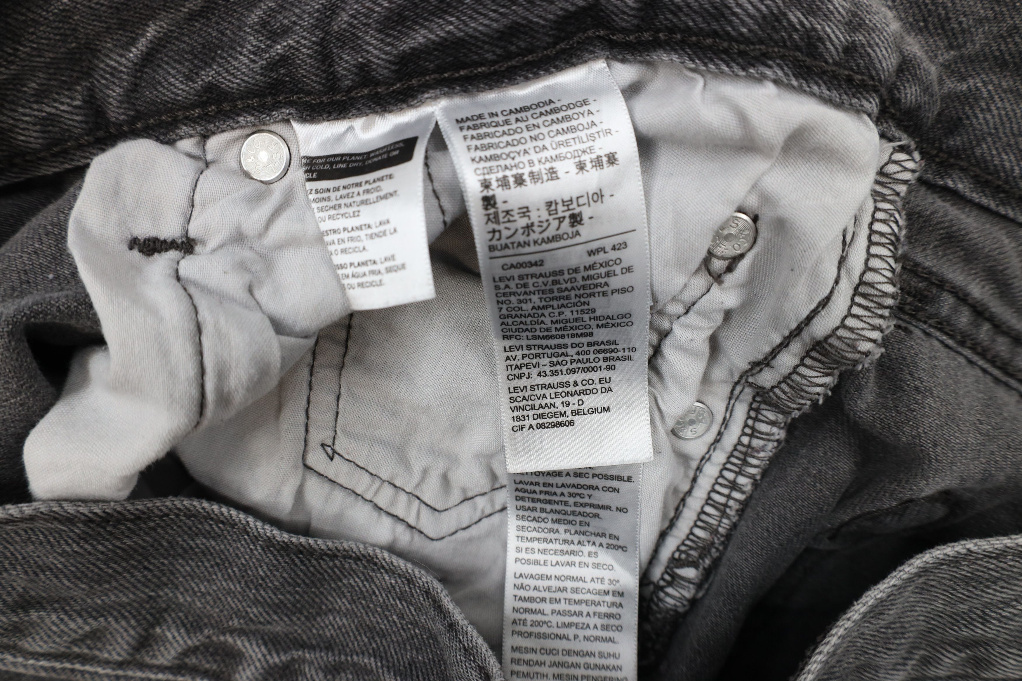 Levi's × Vintage Vintage Y2K Levis 501 Raw Hem Button Fly Original Fit Jeans Size 30" / US 8 / IT 44 - 6 Thumbnail