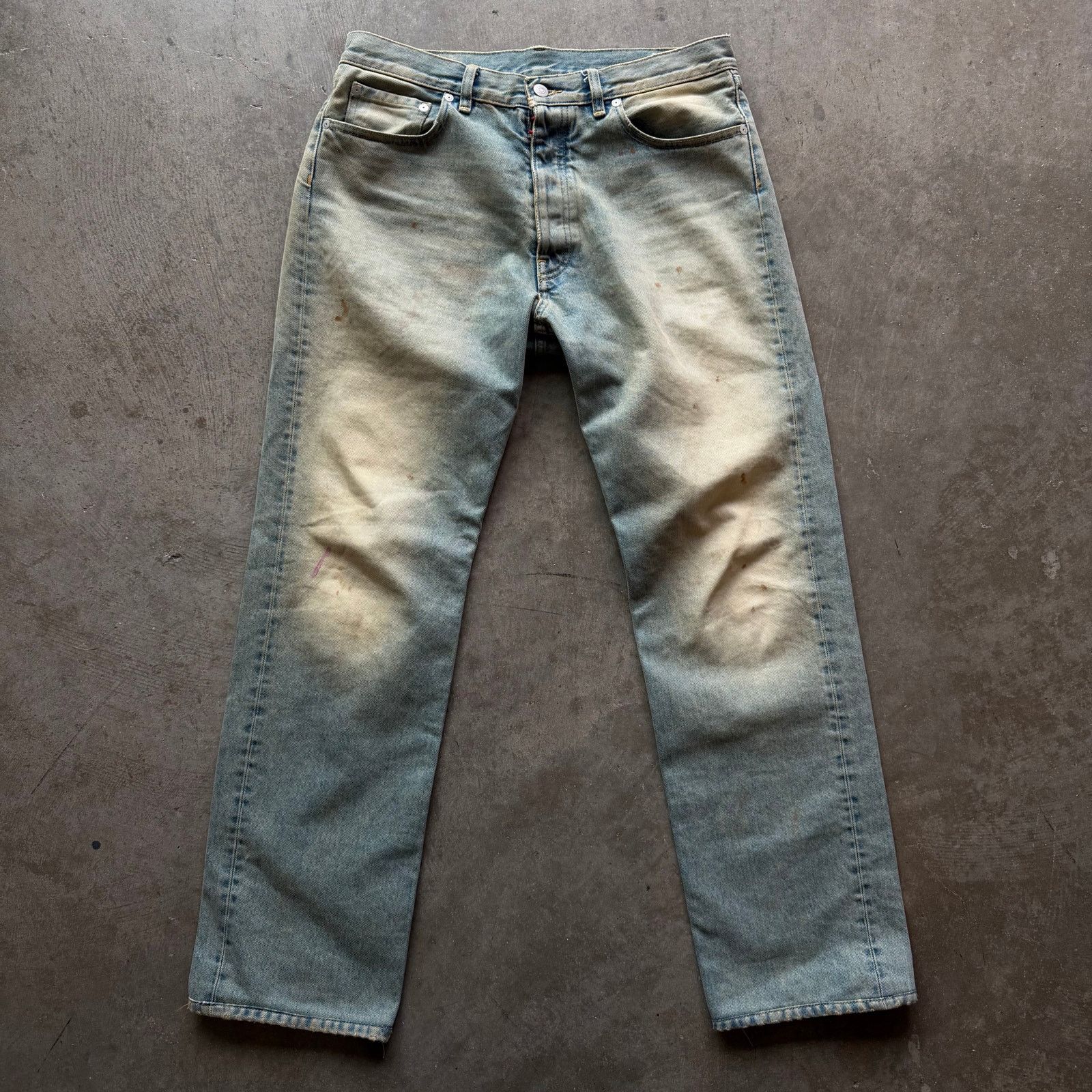 Maison Margiela Maison Margiela Gradient Dirty Denim Size US 32 / EU 48 - 1 Thumbnail