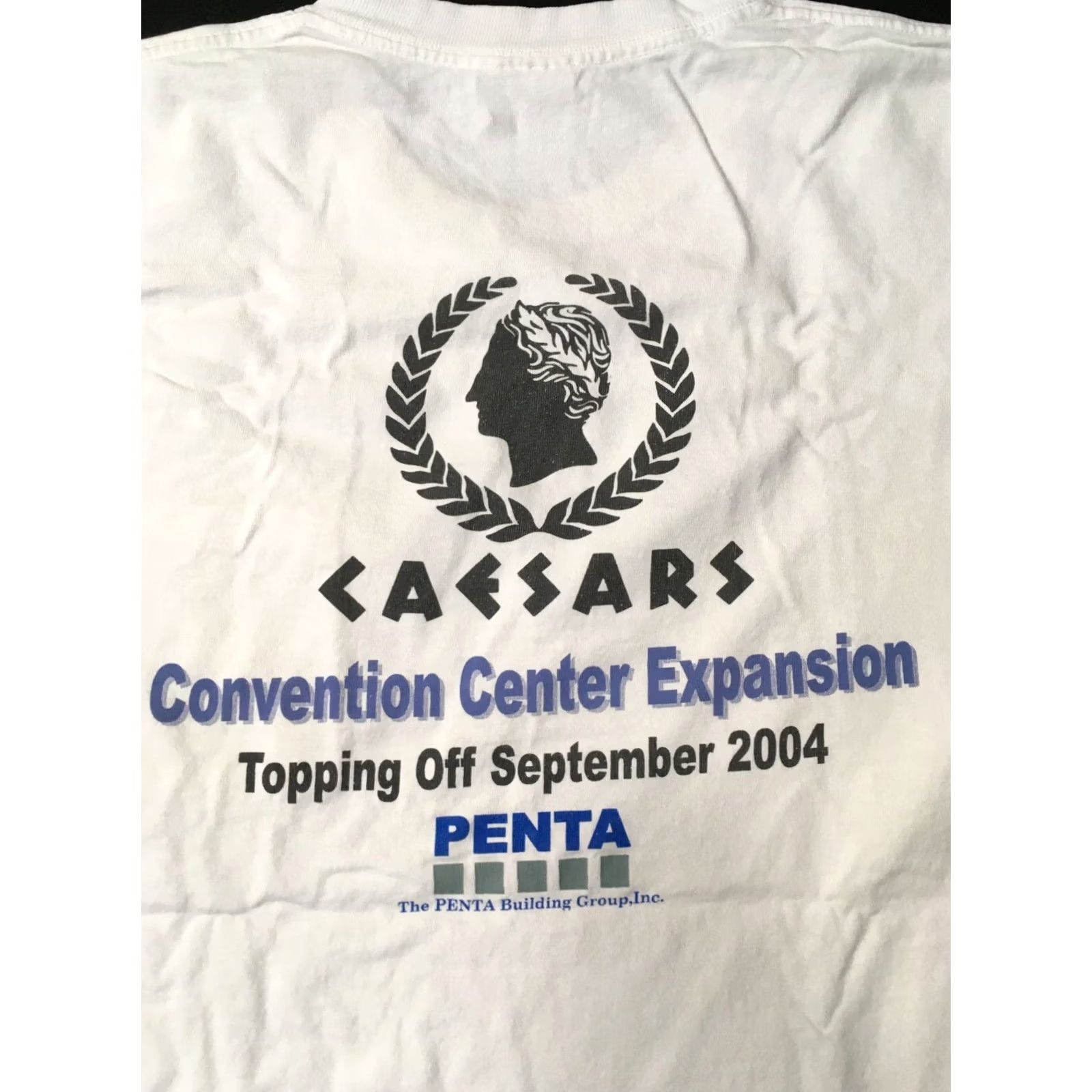 Gildan T-Shirt Large caesers forum millions largest convention history Size US XL / EU 56 / 4 - 2 Thumbnail