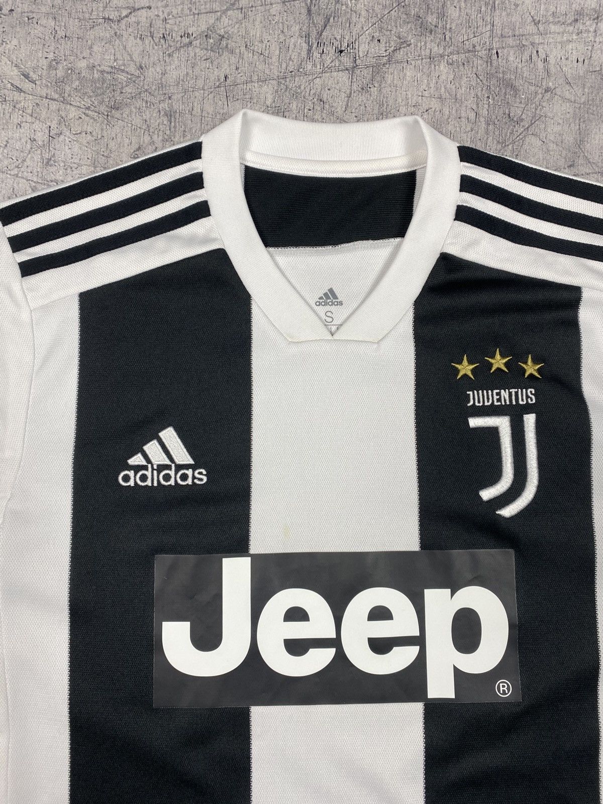 Adidas Adidas Juventus FC 2018/19 Home Football Jersey Size US S / EU 44-46 / 1 - 5 Thumbnail