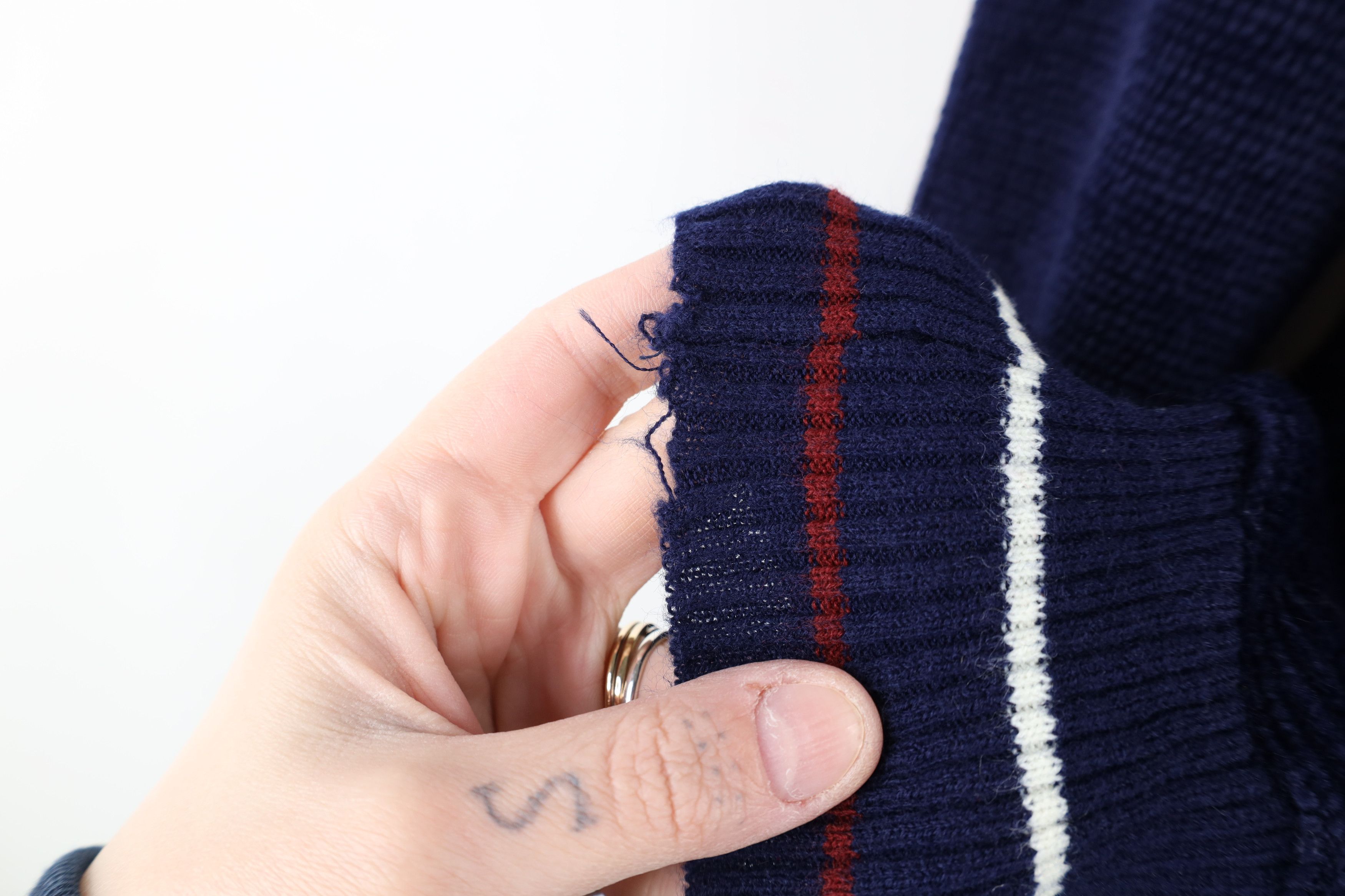 Vintage Vintage 70s Streetwear Ribbed Velour V-Neck Sweater Blue Size M / US 6-8 / IT 42-44 - 5 Thumbnail