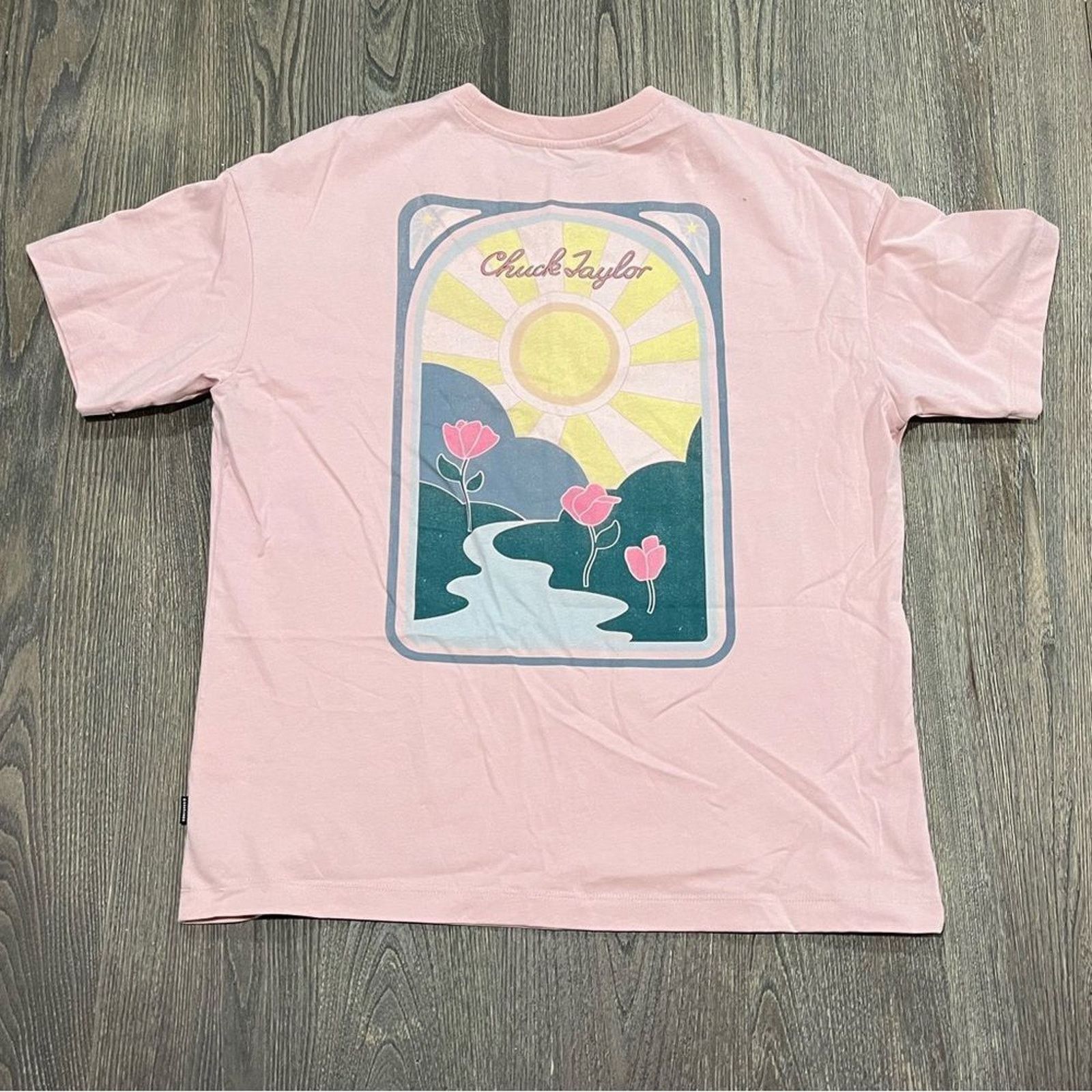Converse NWOT Converse Chuck Taylor Mountain Graphic T-Shirt Pink S Size S / US 4 / IT 40 - 5 Thumbnail