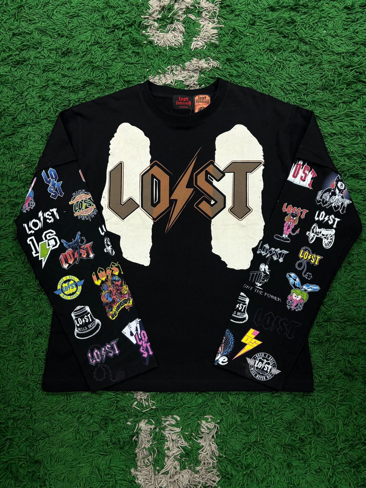 Lost Intricacy Multi Logo L/S long Sleeve small