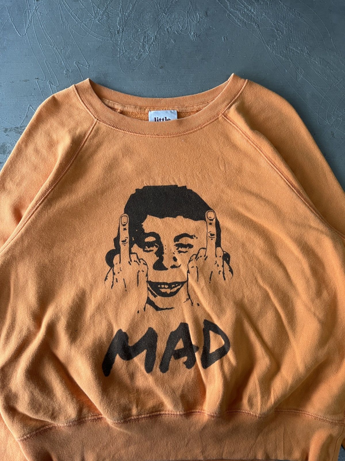 Vintage MAD Magazine Alfred E. Neuman Middle Finger Boxy Crewneck Size US M / EU 48-50 / 2 - 3 Thumbnail