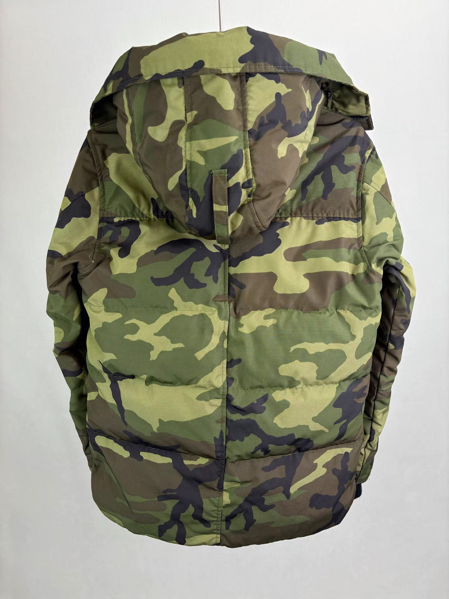 Canada Goose CANADA GOOSE Camouflage Down Jacket Size US XS / EU 42 / 0 - 2 Thumbnail