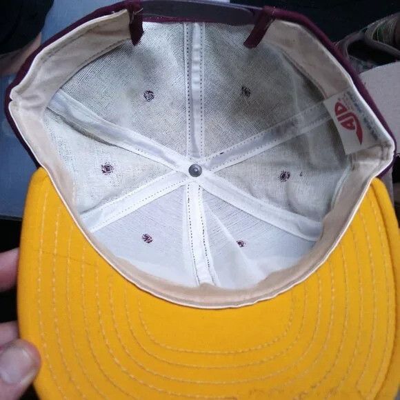 NCAA × Vintage Vintage AJD Minnesota Gophers Script Snap Back Hat Size ONE SIZE - 6 Thumbnail