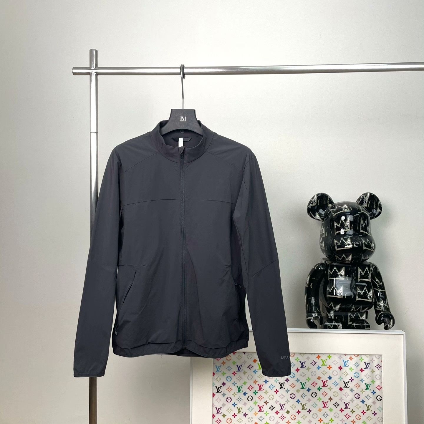 Lululemon Lululemon Running Light Jacket m Men Size US M / EU 48-50 / 2 - 1 Thumbnail