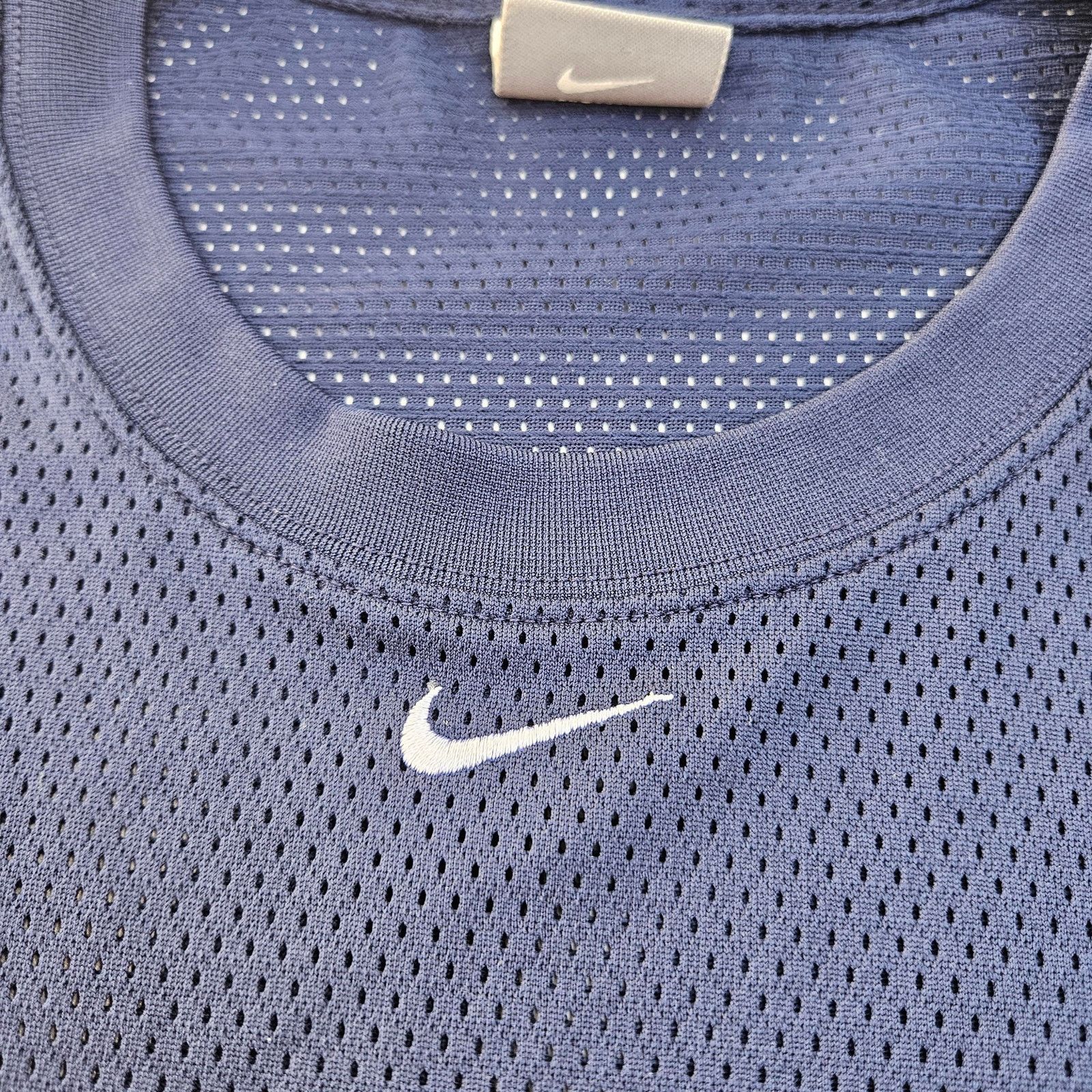 Nike Vintage Nike Center Swoosh Tank Men's Size XL Blue Size US XL / EU 56 / 4 - 2 Thumbnail