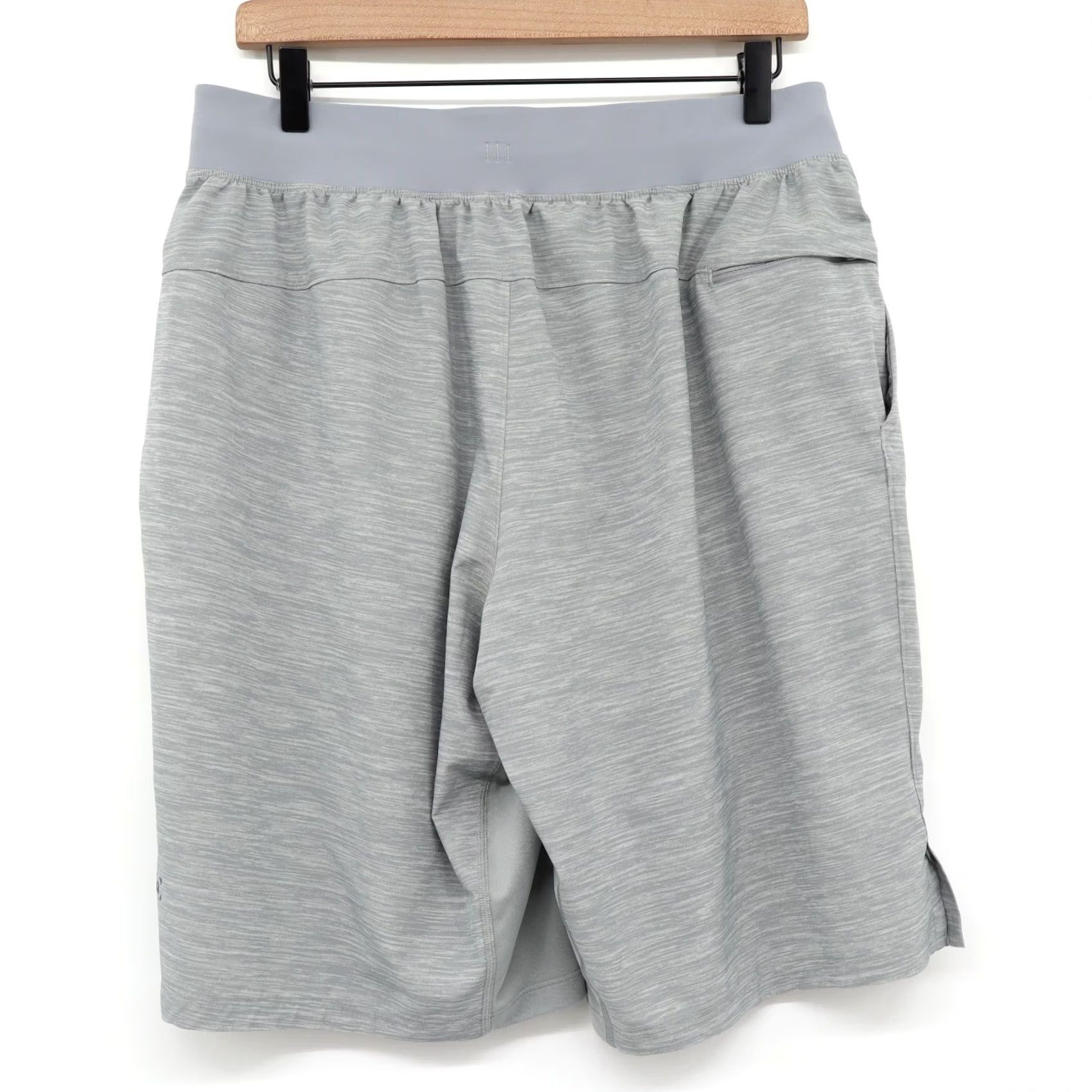 Lululemon Lululemon T.H.E. Short Lineless 11" Heather Allover Sea Salt Light Cast Sz L Mens Athletic Blended Material Gray 11" Inseam Size US 33 - 2 Thumbnail