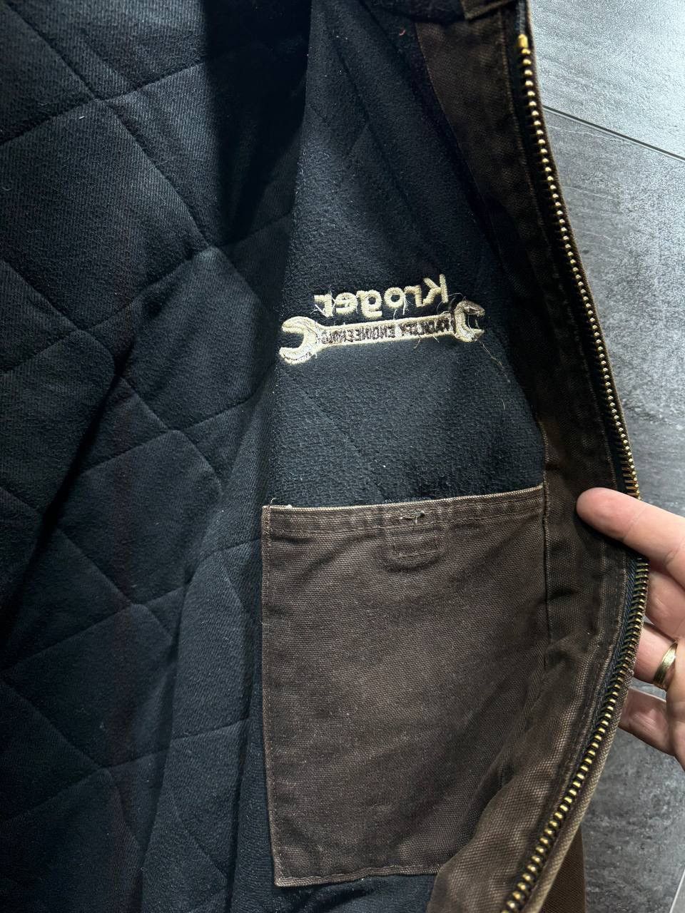 Carhartt Vintage 90s Carhartt J130 DKB Hooded Brown Jacket Size US XXL / EU 58 / 5 - 14 Thumbnail