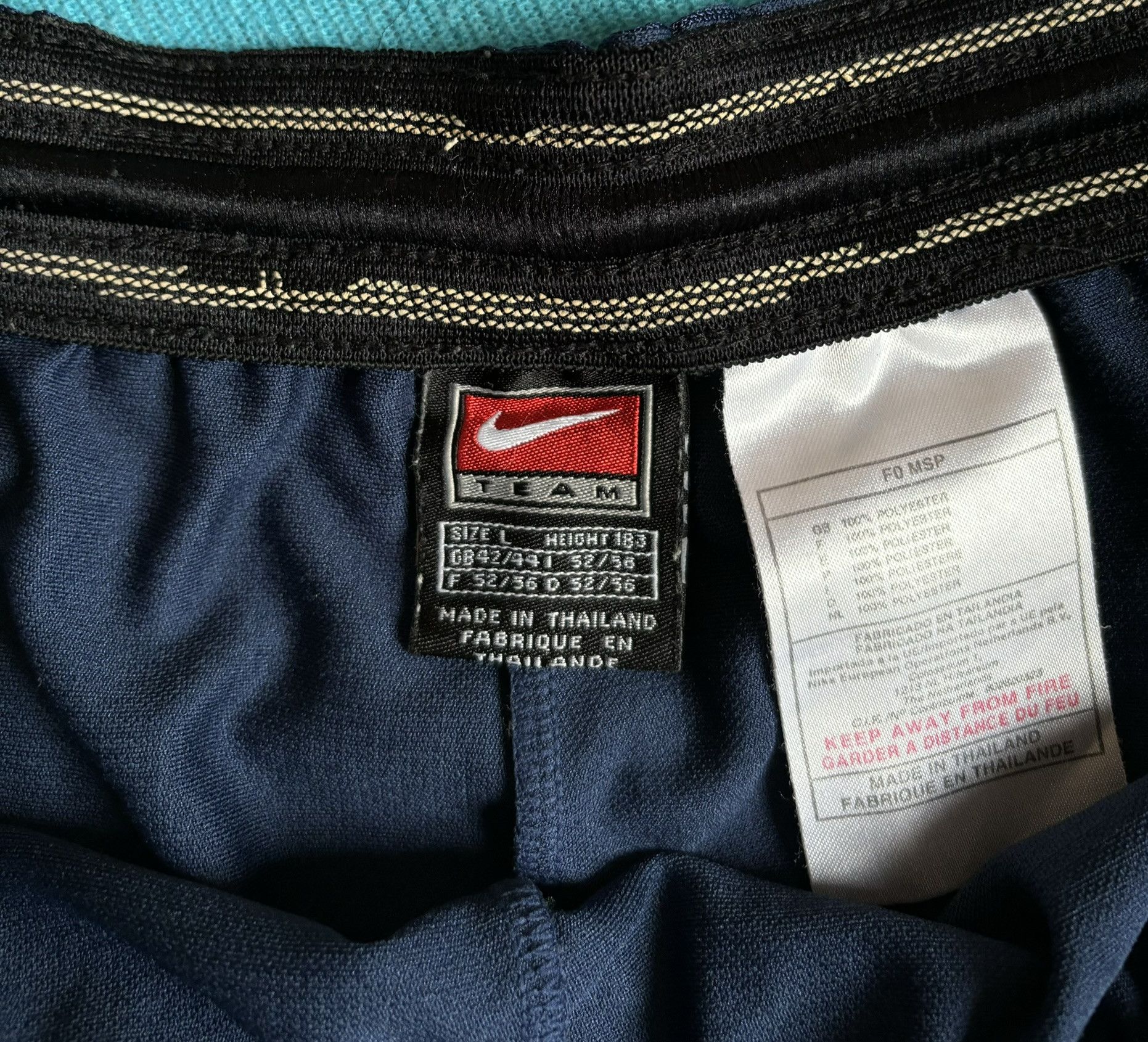 Nike × Vintage Nike vintage sports shorts 96/99 black tag sizes. L Size US 35 - 11 Thumbnail