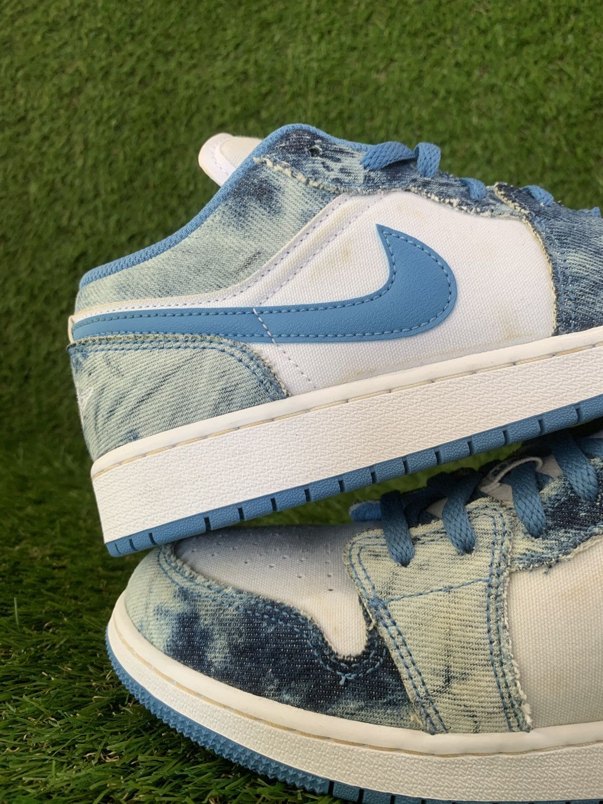 Jordan Brand Aj1 Low washed denim Size US 6 / EU 39 - 3 Thumbnail