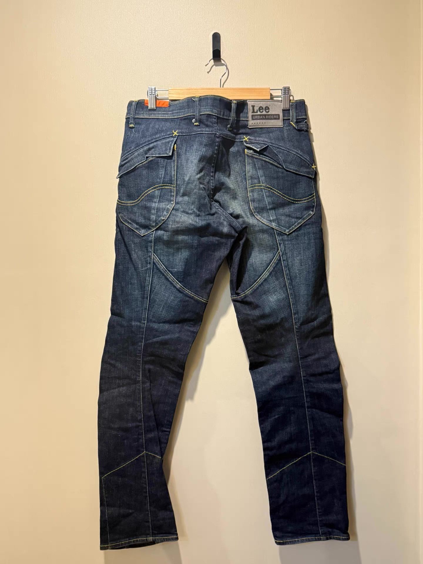 Lee Lee Vintage Curved-Hem Jeans Ｑ20 Size US 34 / EU 50 - 2 Thumbnail