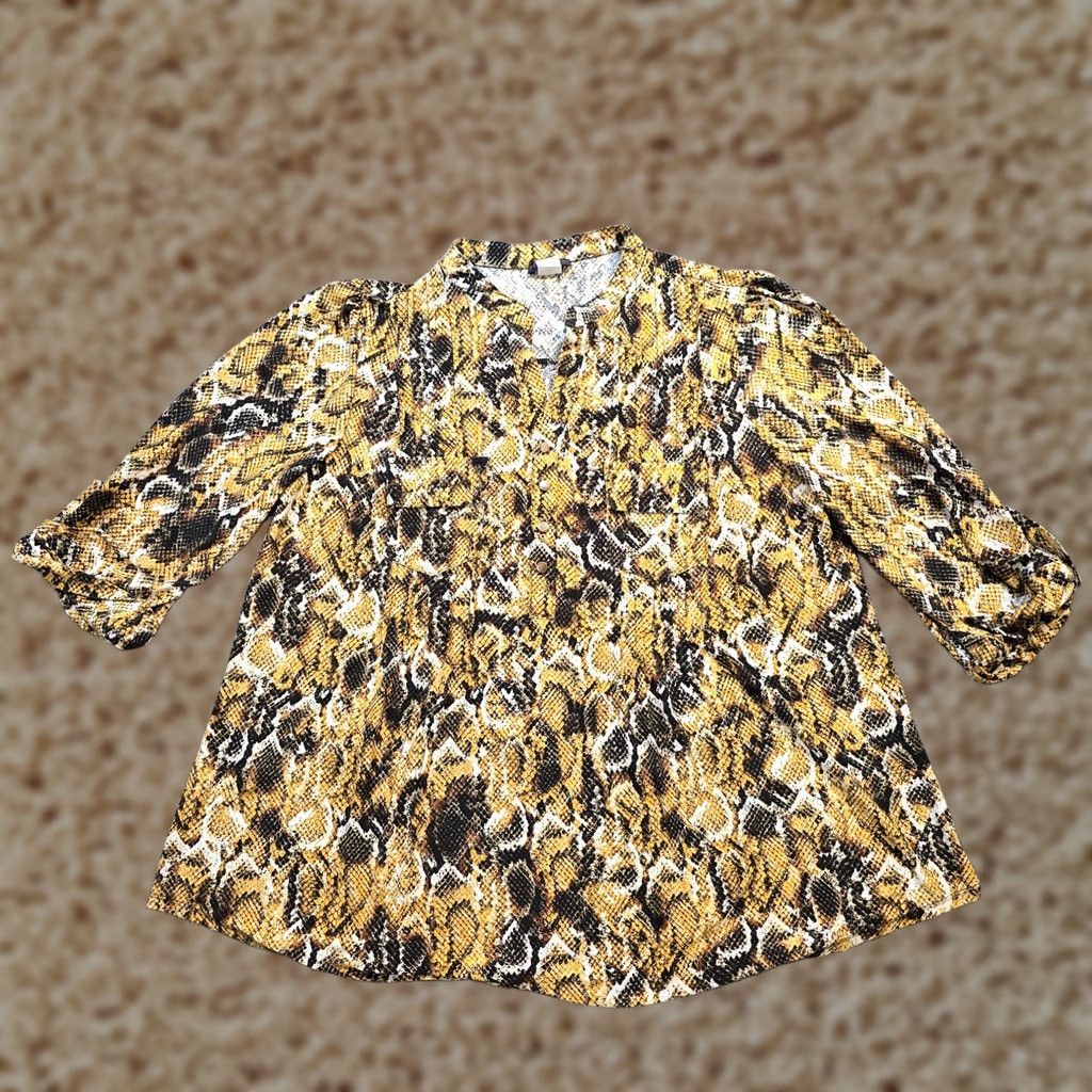 Vintage Cocomo Top Womens 2X Yellow Snakeskin 3/4 Sleeve V-Neck Stretchy Casual Blouse Size XXL / US 16-18 / IT 52-54 - 1 Thumbnail