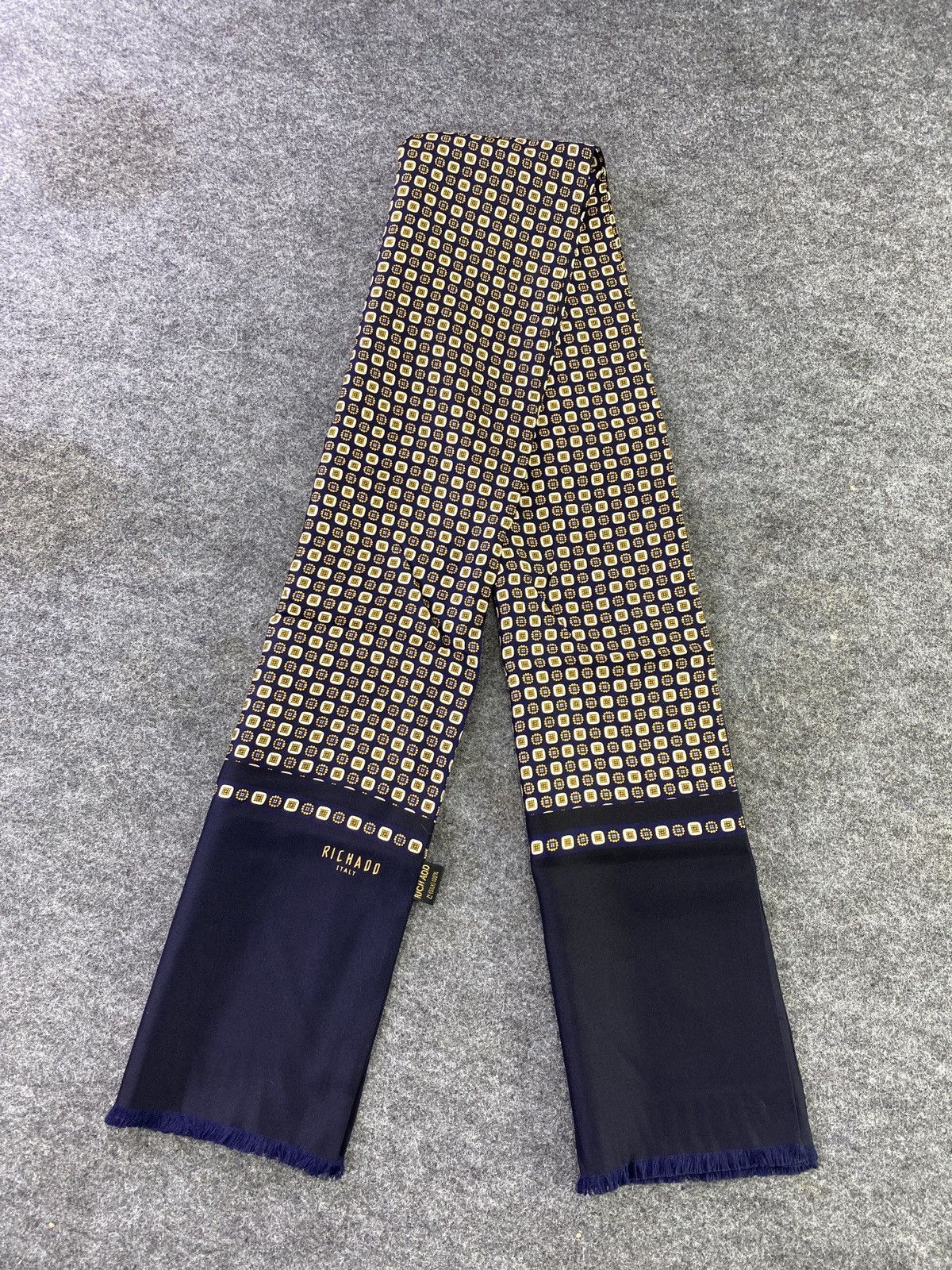 Other RICHADO SILK Scarf / Muffler / Neckwear -T548 Size ONE SIZE - 2 Thumbnail
