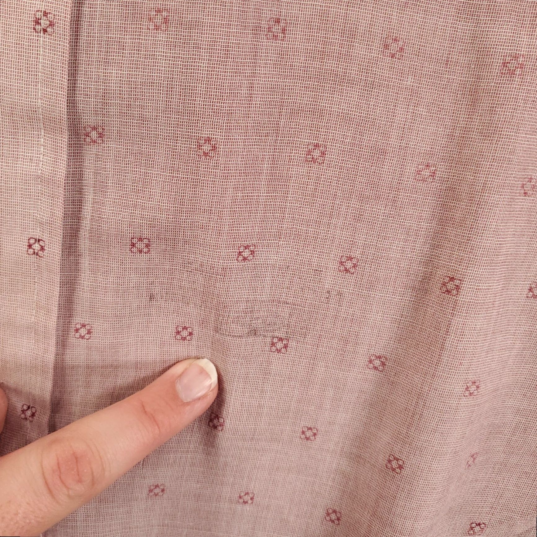 Arrow VINTAGE Arrow 70s Disco Shirt Mens L Pink Button-Up Geometric 70s Retro Classic Sheer Cotton Polyester Lightweight Breathable All Seasons Size US L / EU 52-54 / 3 - 7 Thumbnail