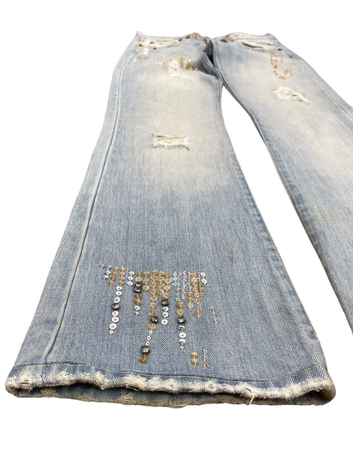 Abercrombie & Fitch Abercrumbie & Fitch Brand Emblised Style Flare Jeans Size US 31 - 6 Thumbnail