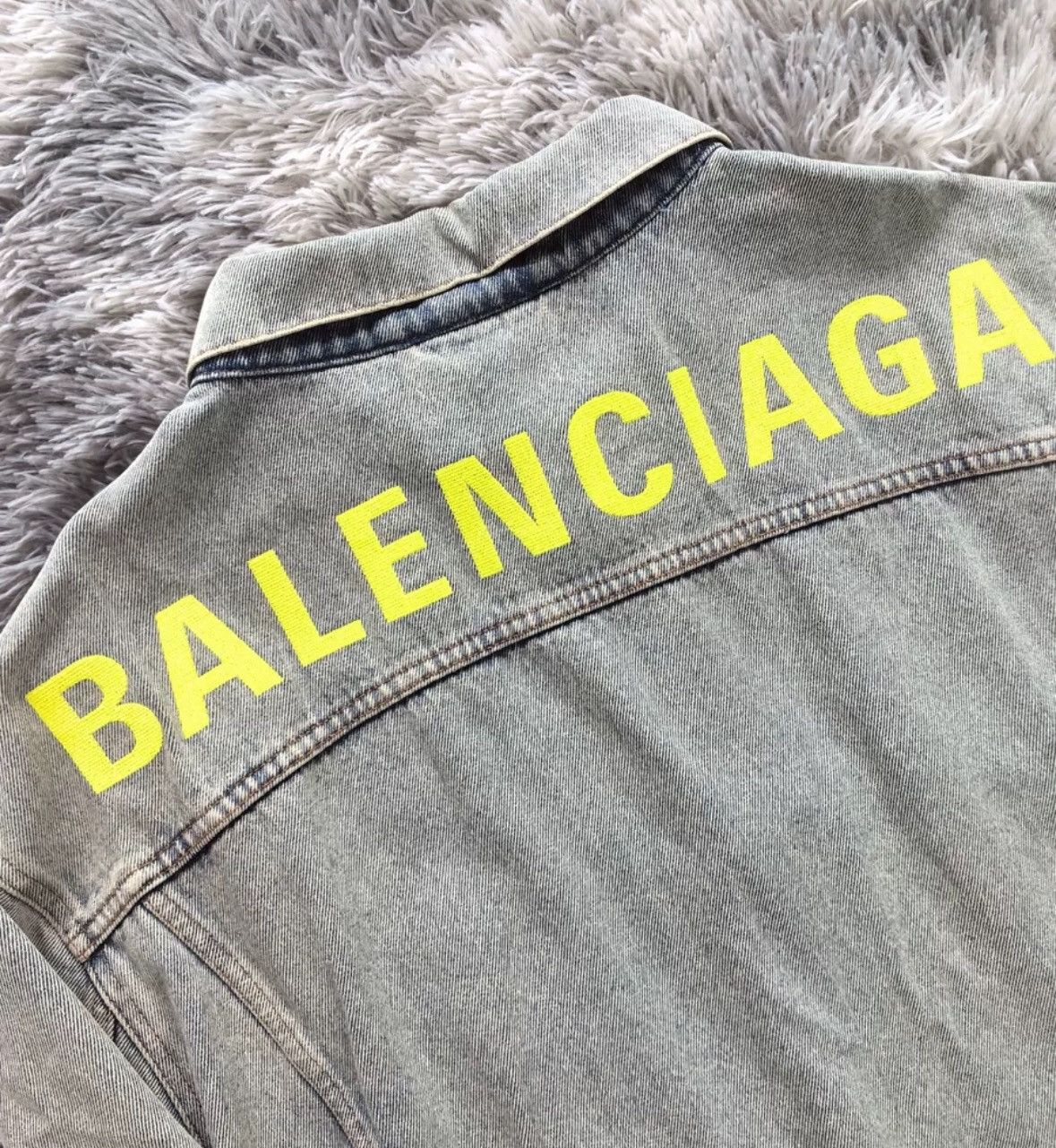 Balenciaga Balenciaga yellow letter logo denim jacket Size US M / EU 48-50 / 2 - 5 Thumbnail