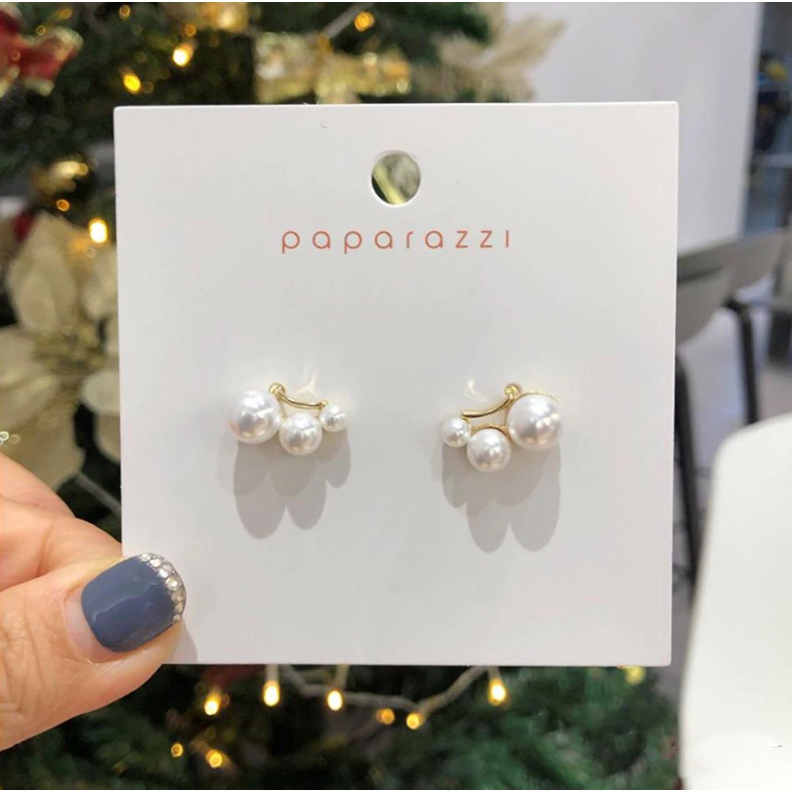 Japanese Brand Clara Triple Pearl Gold Earrings Size ONE SIZE - 9 Thumbnail