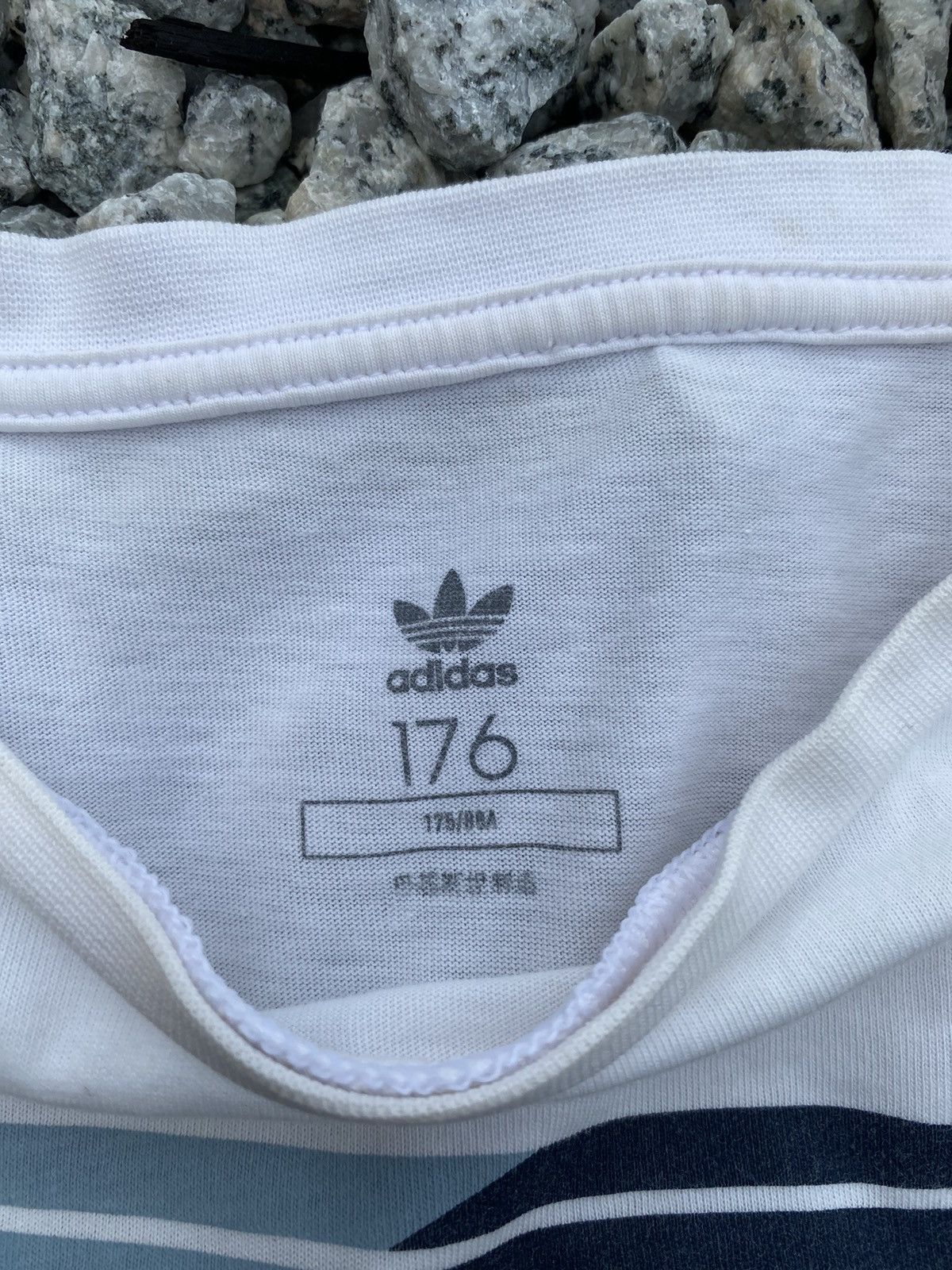 Adidas Adidas Box Logo Tees White Size M Size US M / EU 48-50 / 2 - 3 Thumbnail