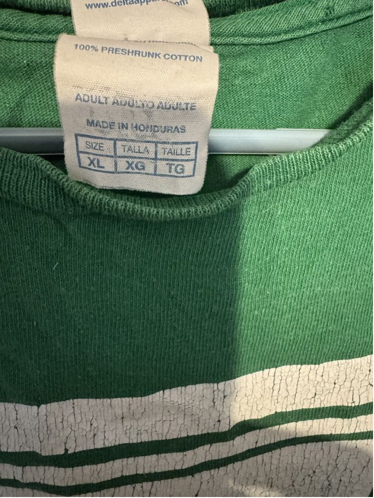 The Unbranded Brand Boston Celtics Pennant Est 1946 T-Shirt Men Sz XL NBA Green Size US XL / EU 56 / 4 - 3 Thumbnail