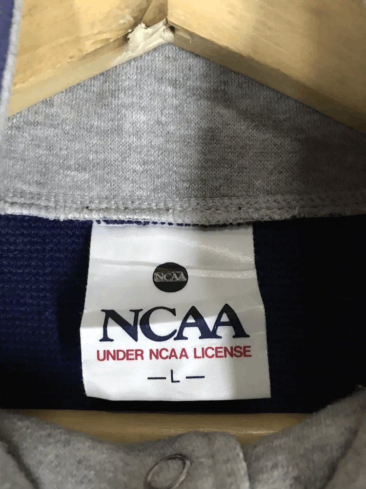 NCAA Vintage NCAA x Descente Sweatshirts Size US L / EU 52-54 / 3 - 6 Thumbnail
