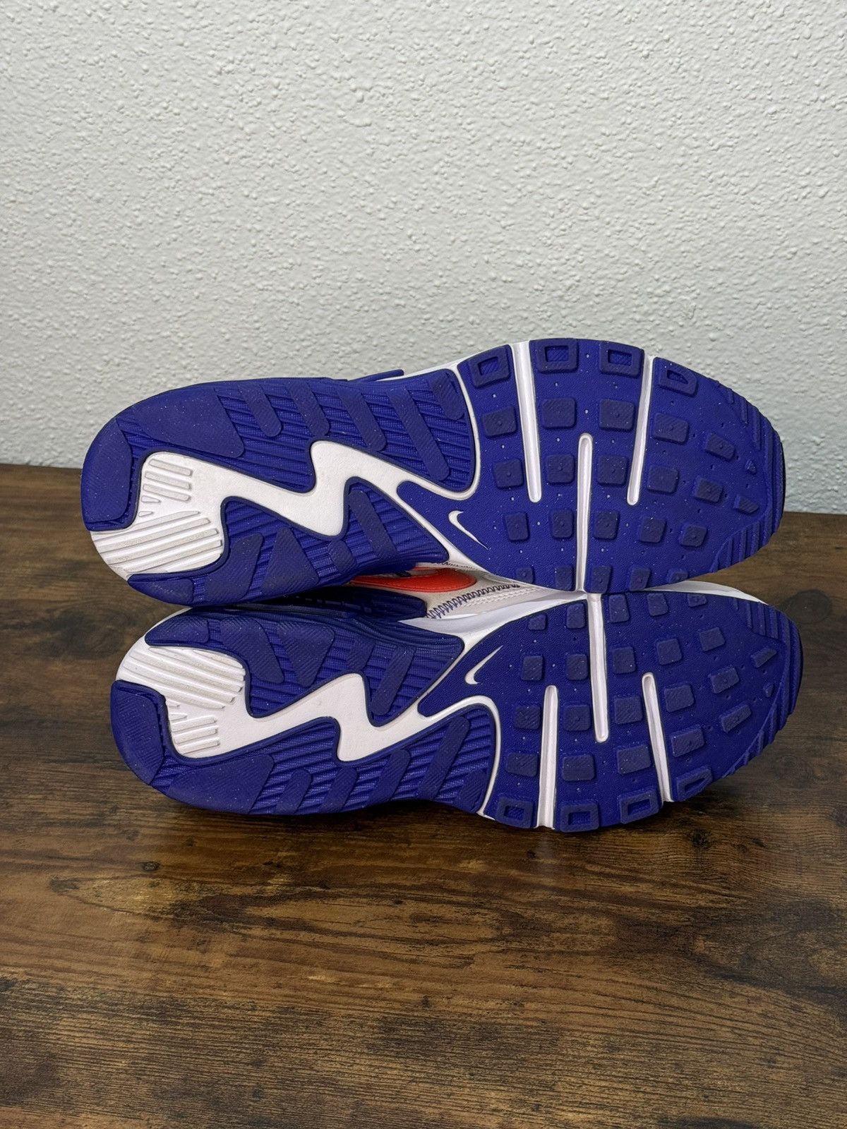 Nike Nike Air Max Excee White Indigo Burst Volt Bright Crimson Size US 9.5 / EU 42-43 - 7 Thumbnail
