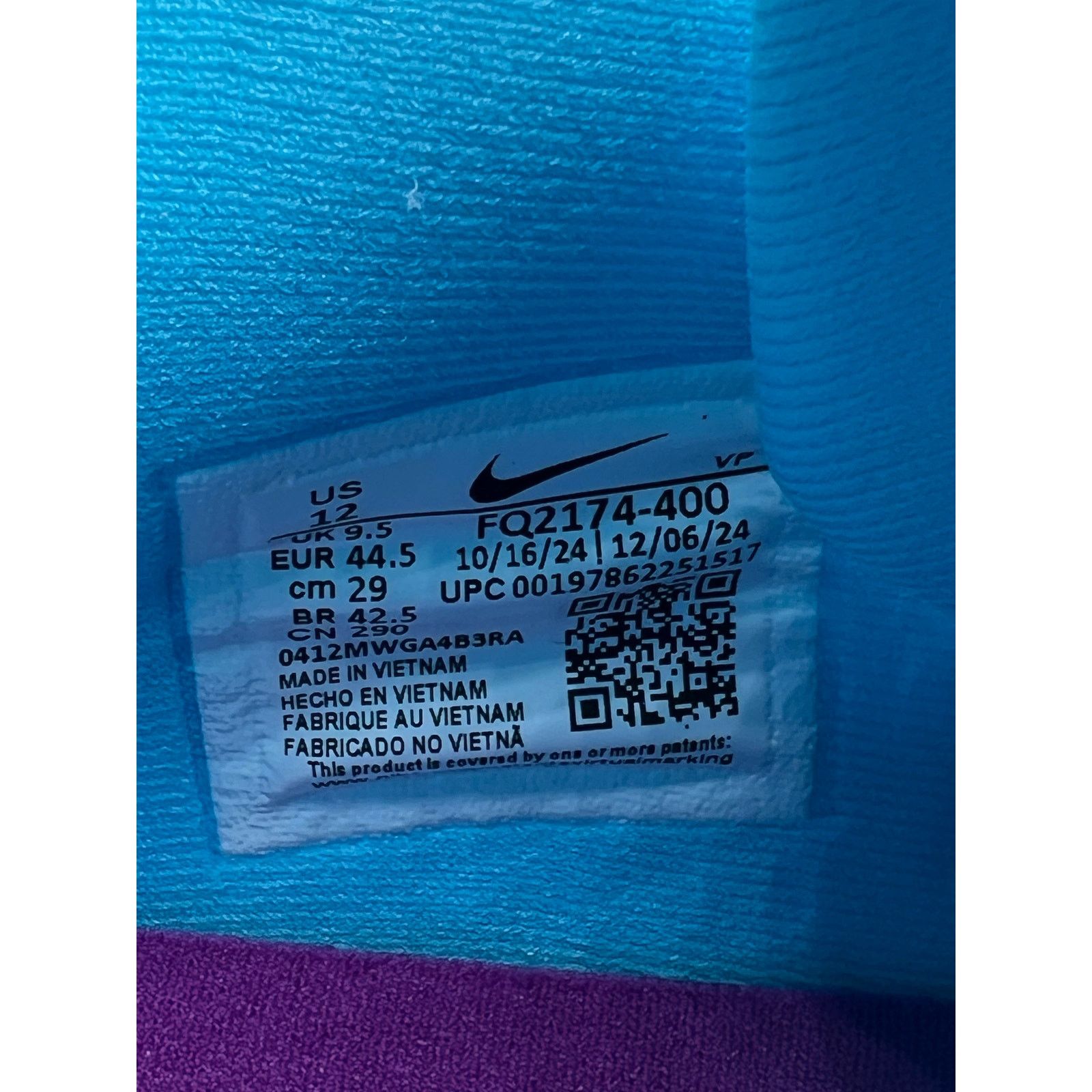 Nike Nike Sabrina 2 “Slurpee” size 12 women/10.5 mens Size US 10.5 / EU 43-44 - 6 Thumbnail
