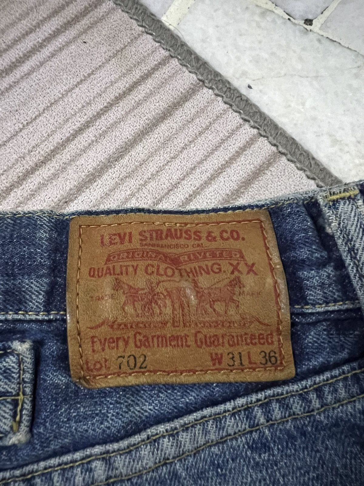Levi's VINTAGE LEVIS 702 E BACKLE BACK CUSTOM SASHIKO BORO JAPAN Size US 30 / EU 46 - 21 Thumbnail