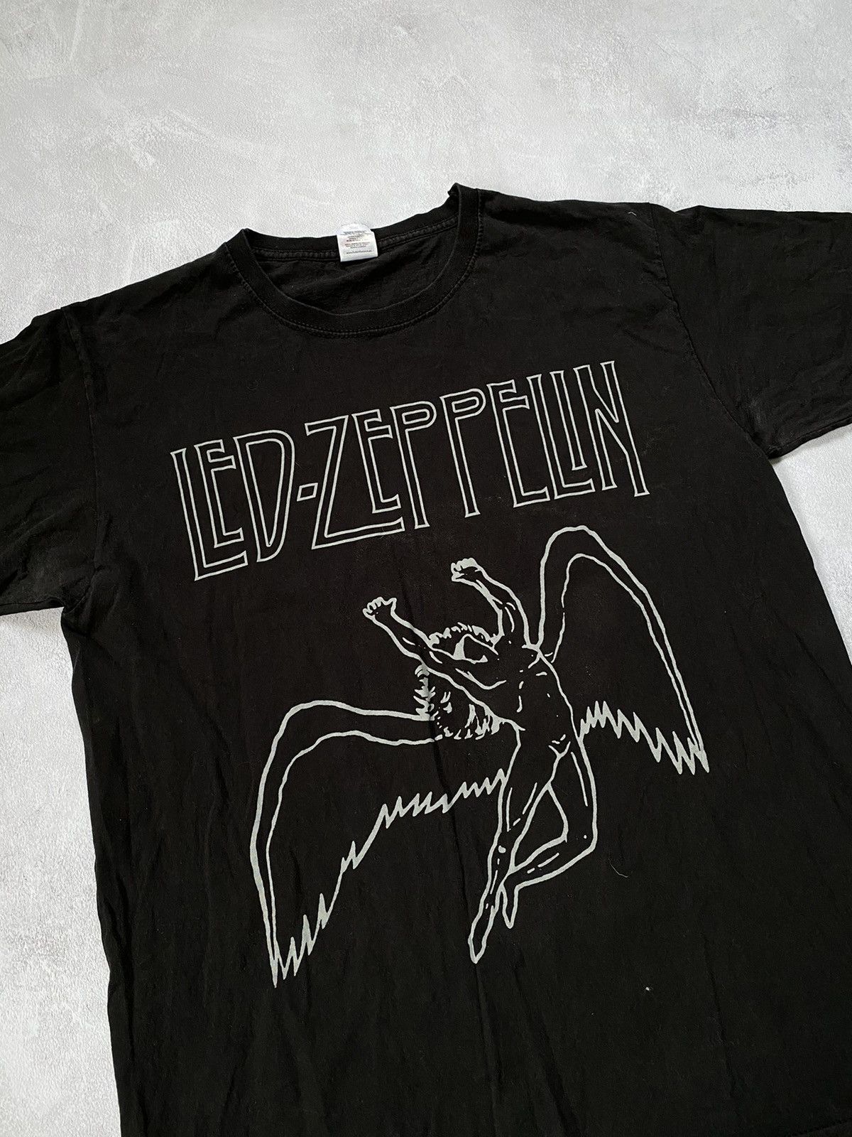 Band Tees Vintage Zeppelin T-Shirt 2000s BIG PRINT + BACK PRINT Size US L / EU 52-54 / 3 - 2 Thumbnail