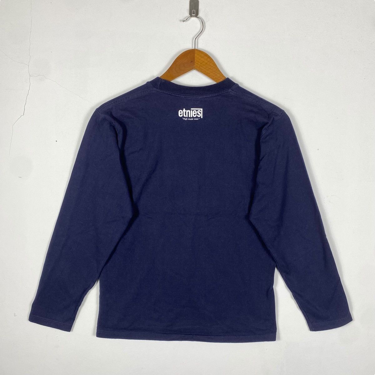 Etnies × Vintage Vintage 00's ETNIES SKATEBOARDS High Mode Wear Tee Shirt Size US S / EU 44-46 / 1 - 4 Thumbnail