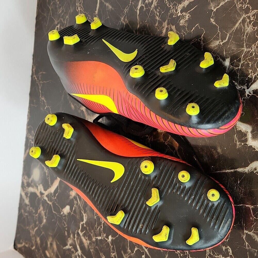 Nike Nike kids Mercurial soccer shoes size us 4Y Size US 5 / EU 37 - 3 Thumbnail