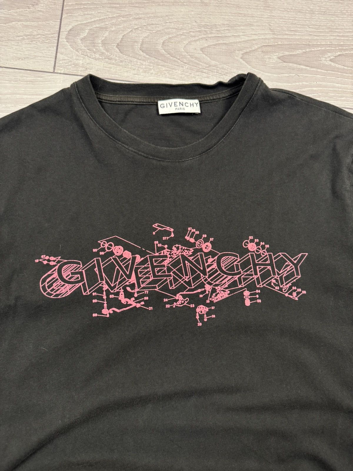 Givenchy Givenchy Schematics Grafic Print Size XL Size US XL / EU 56 / 4 - 5 Thumbnail