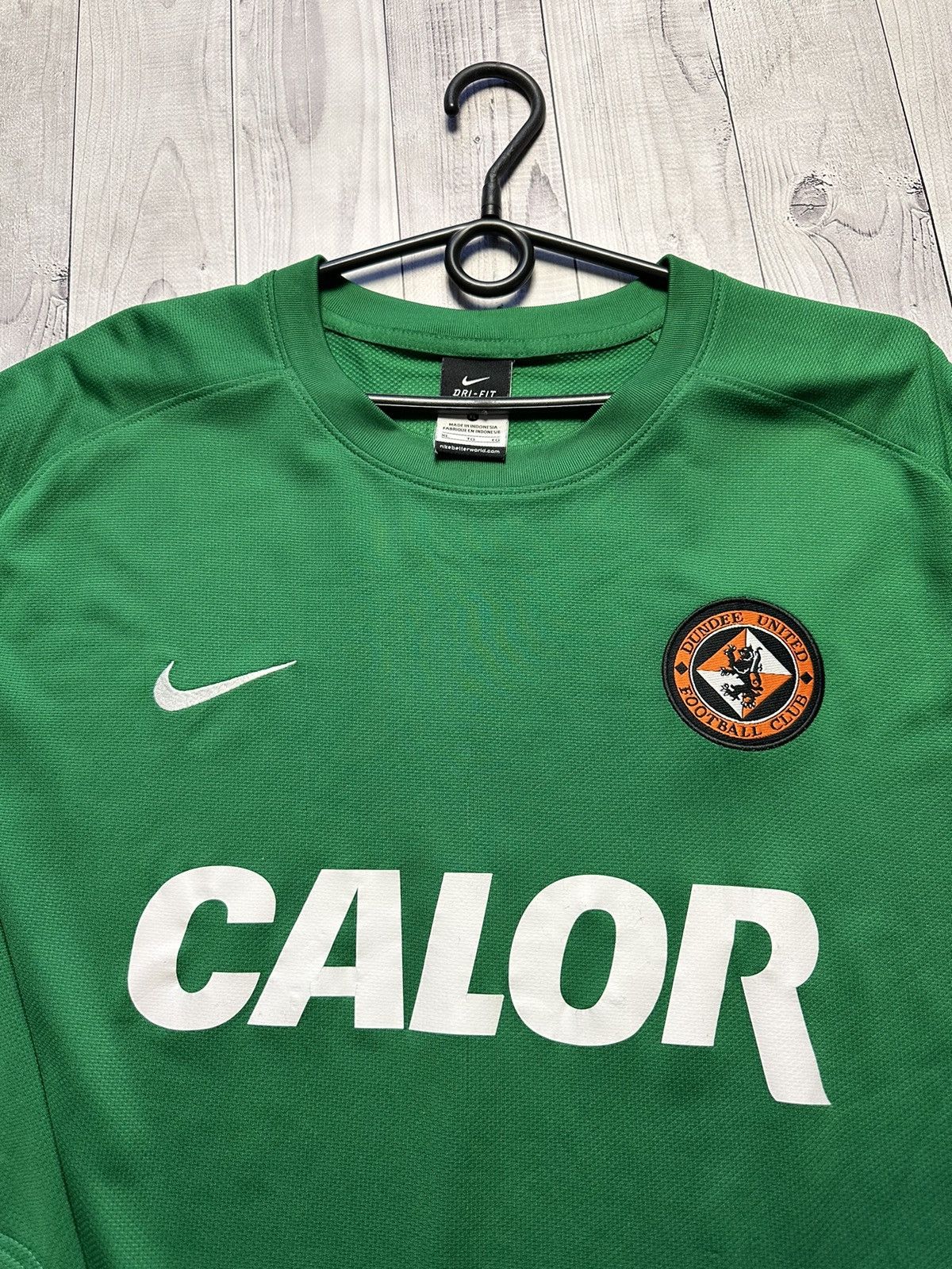 Nike × Vintage Vintage Nike Dundee United soccer jersey goalkeeper size XL Size US XL / EU 56 / 4 - 9 Thumbnail