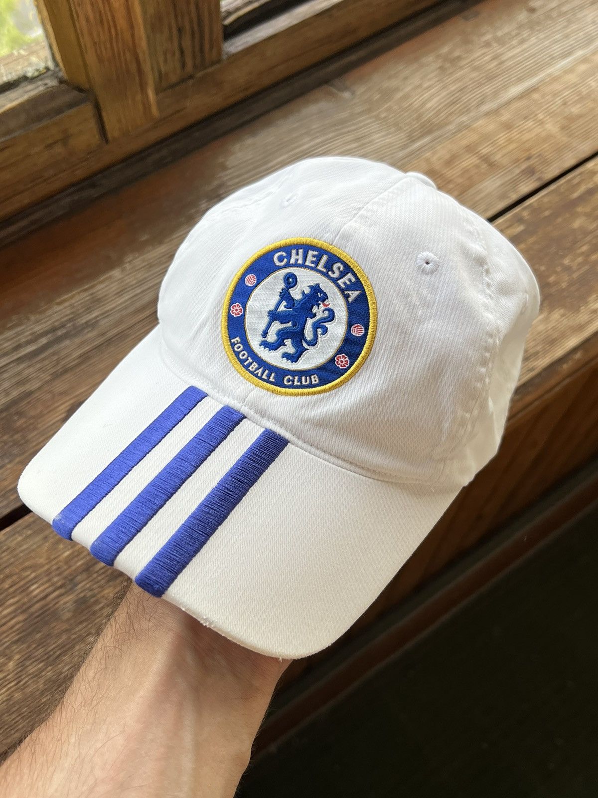 Vintage Vintage Chelsea Adidas Football Cap Size ONE SIZE - 1 Thumbnail