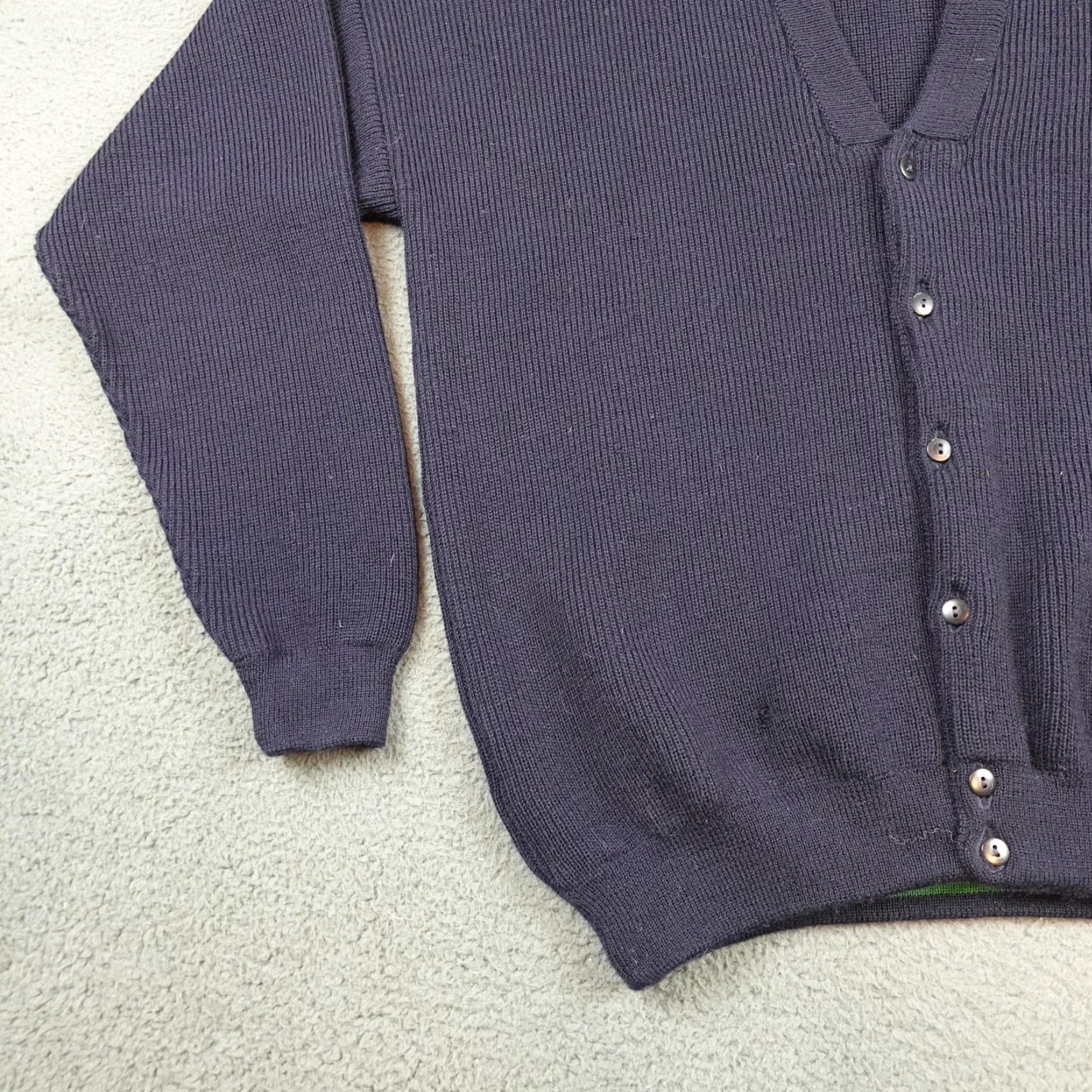Vintage Blarney Castle Designs Sweater Mens XL Navy Cardigan V Neck Irish Crest Logo Size US XL / EU 56 / 4 - 3 Thumbnail