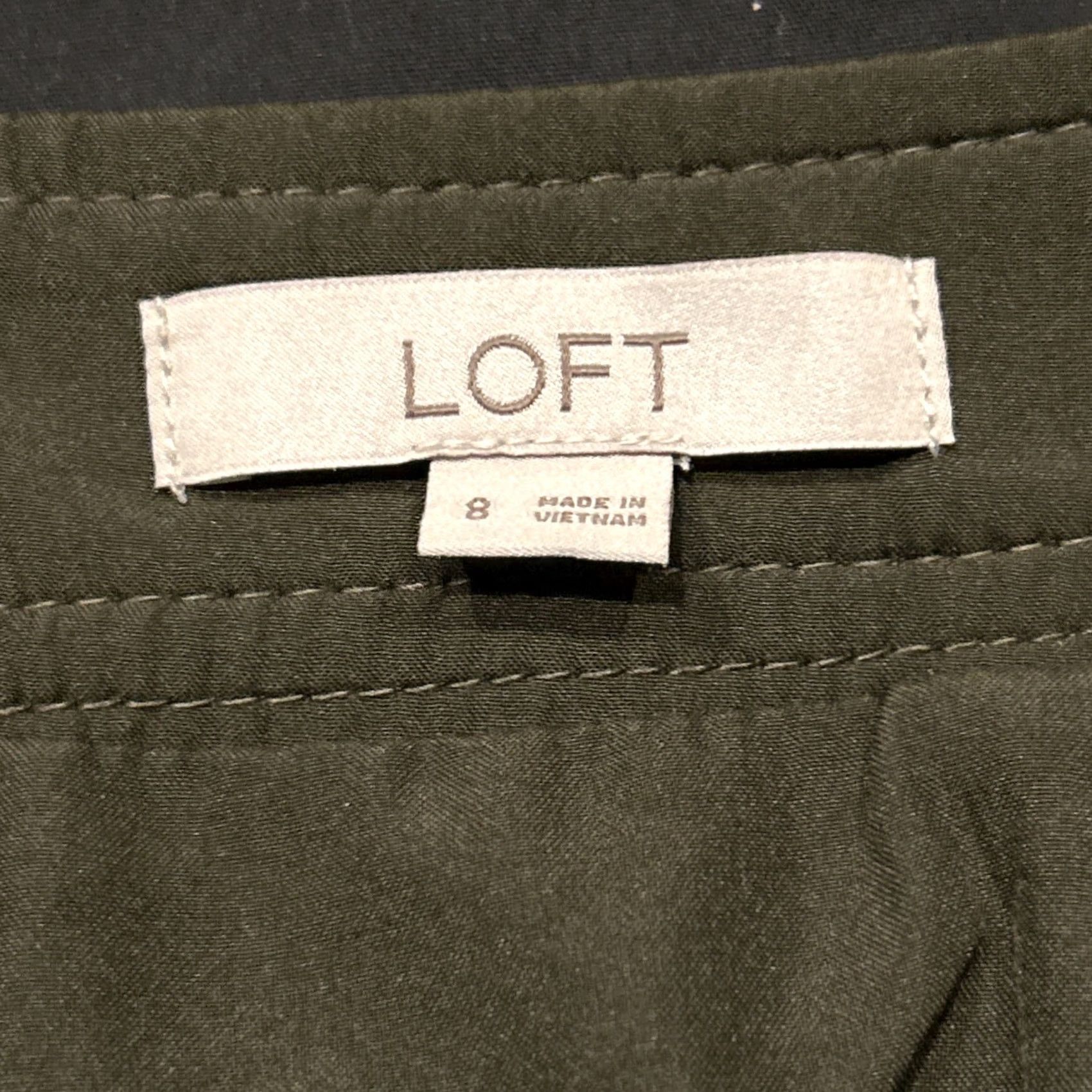 Loft LOFT Women's Skirt Size 8 Dark Green Faux Leather Casual Mid Rise Knee Length Straight & Pencil Zip Lined B2 Size 30" / US 8 / IT 44 - 2 Thumbnail