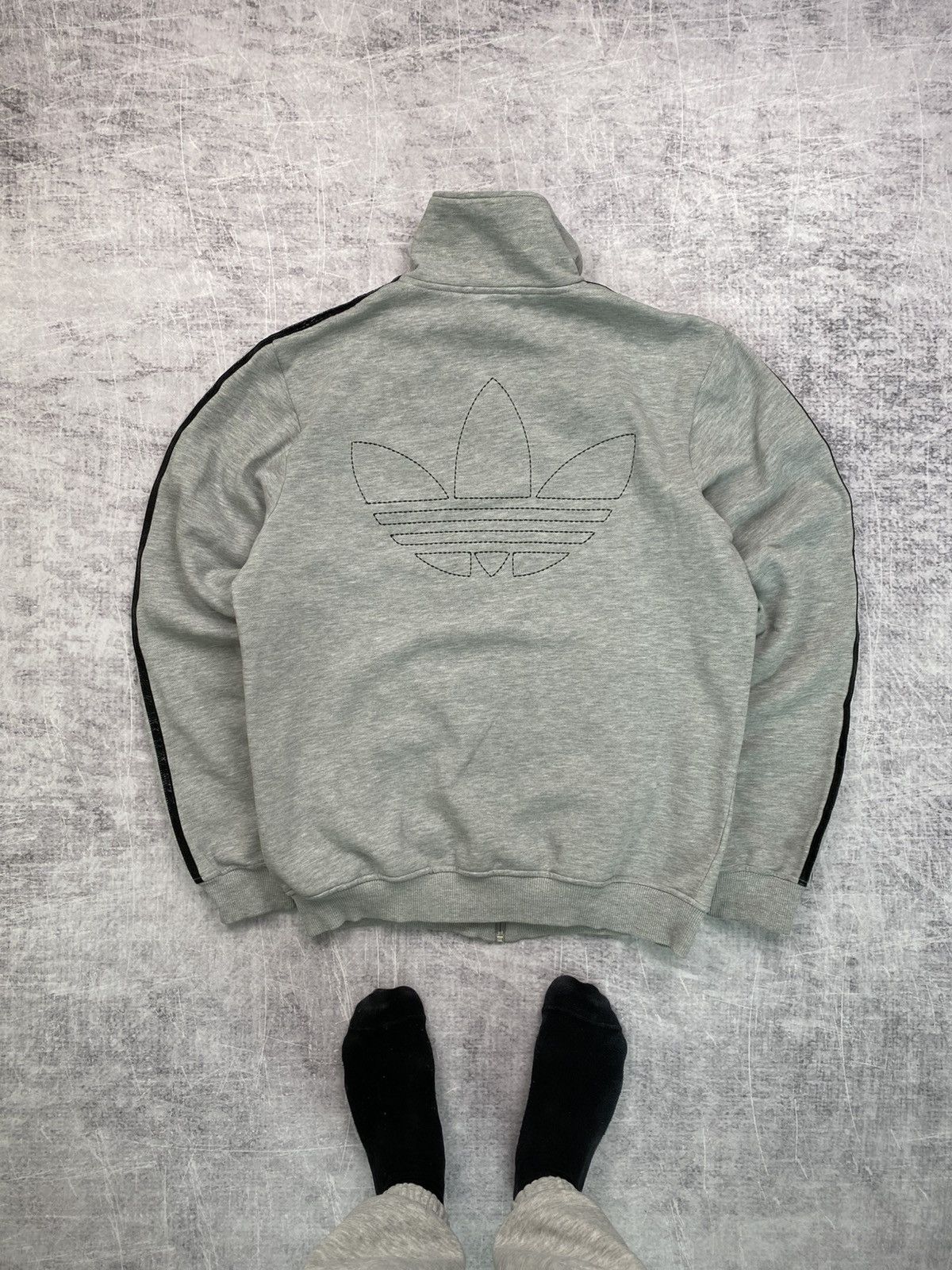 Adidas × Vintage Vintage gray Adidas logo three stripes zip sweatshirt Size US L / EU 52-54 / 3 - 4 Thumbnail