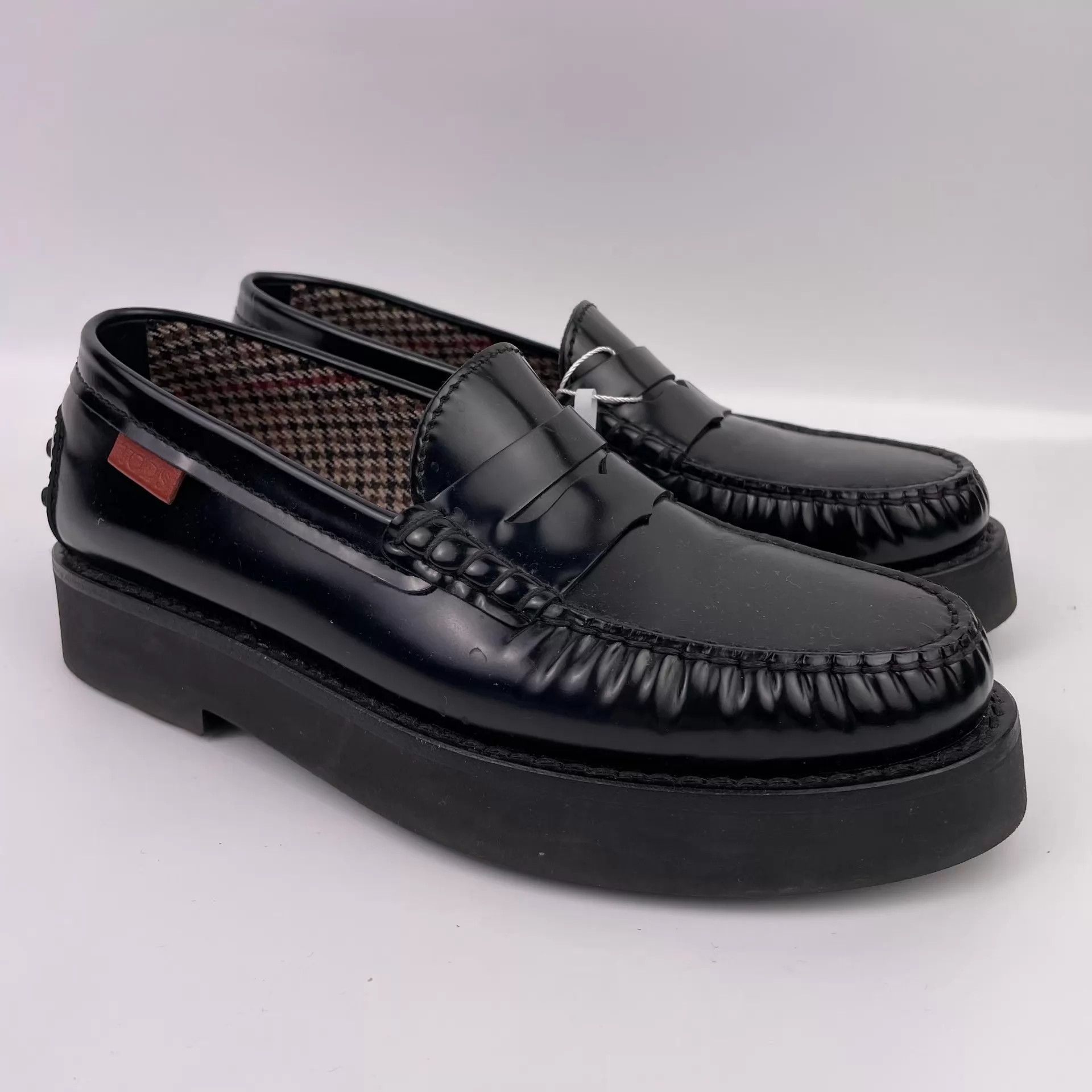 Tod's TOD'S Women's Ultra Light Sole Loafer 39 Size US 8.5 / IT 38.5 - 2 Thumbnail