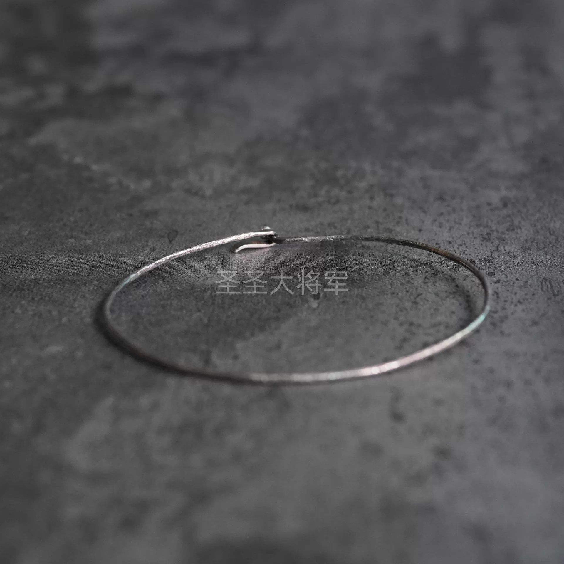 DETAJ Detaj Distressed Seed Thin Bangle 17cm Wrist Size ONE SIZE - 6 Thumbnail
