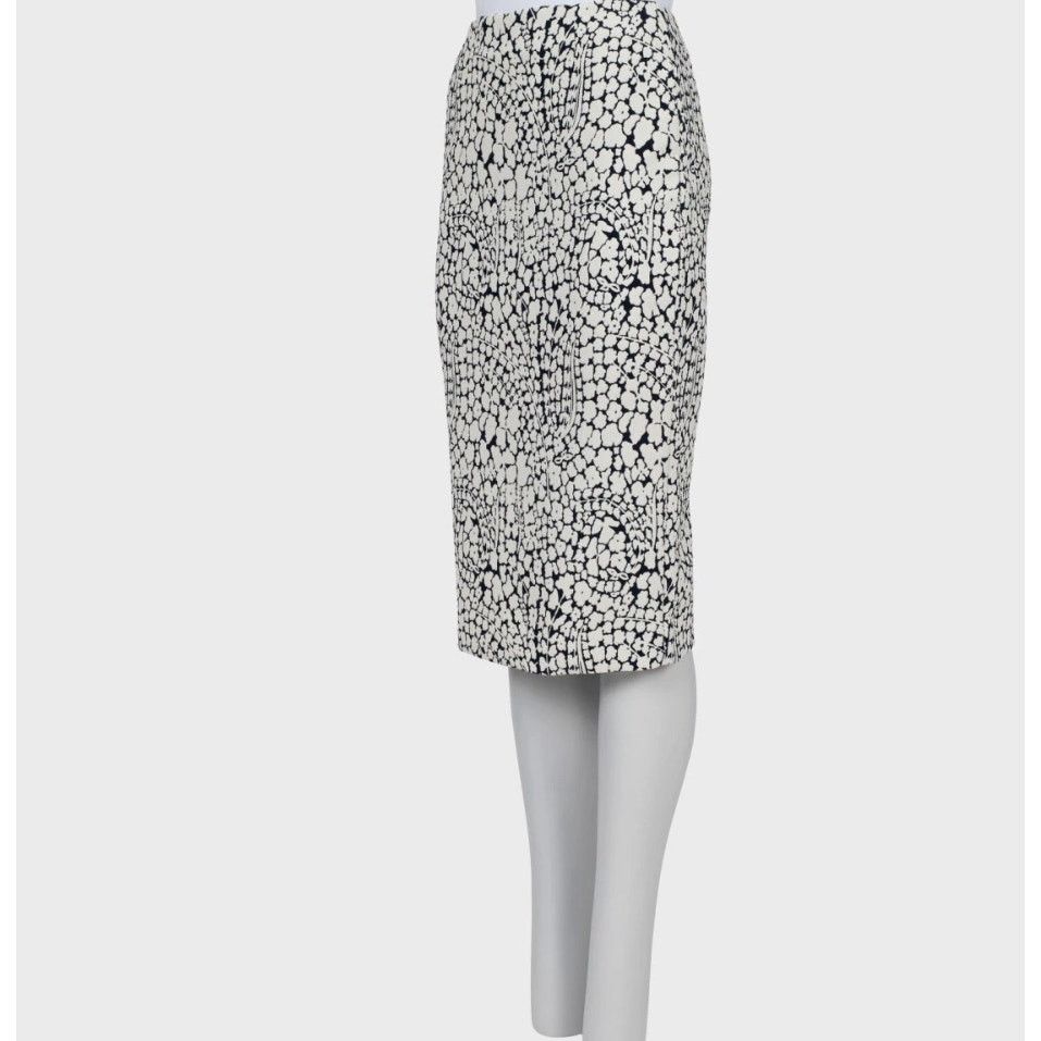 Dior Christian Dior Floral Pencil Skirt - Size XS (FR 34) Size 25" / US 0 / IT 36 - 1 Thumbnail
